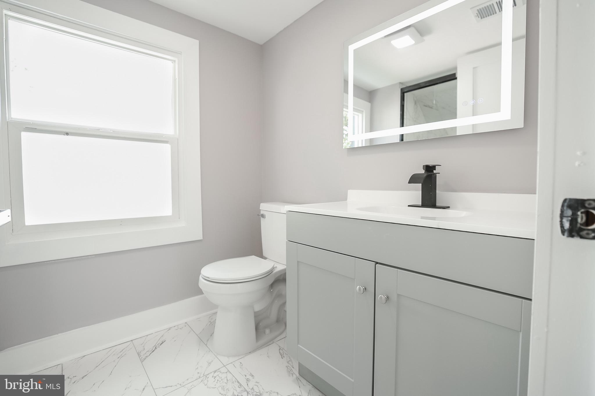 FRANKFORD - Residential