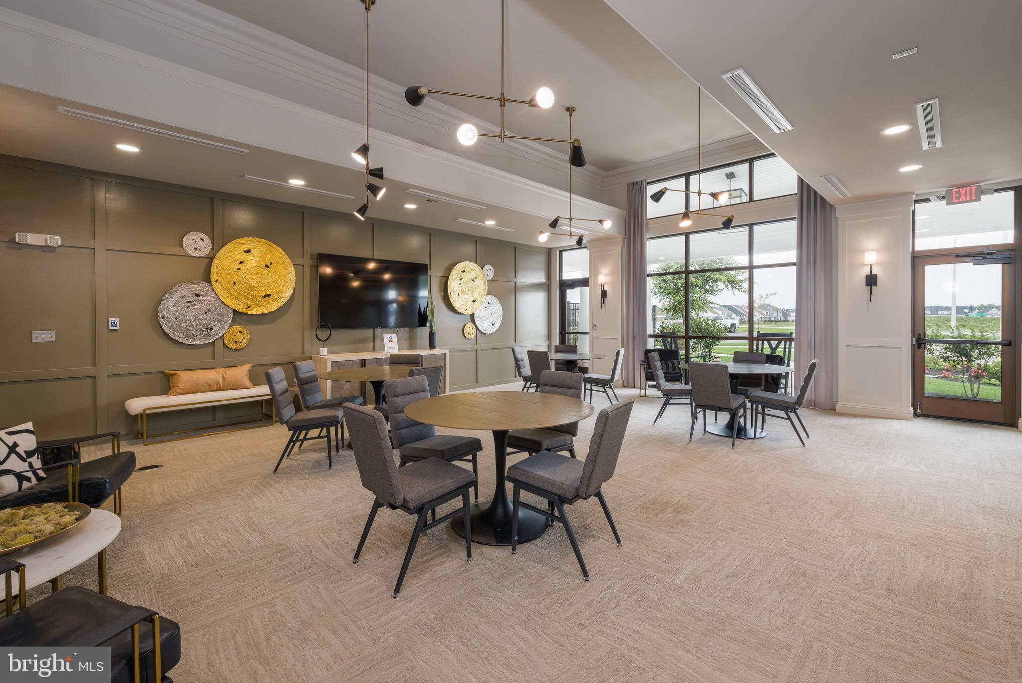 PLANTATION LAKES - Residential