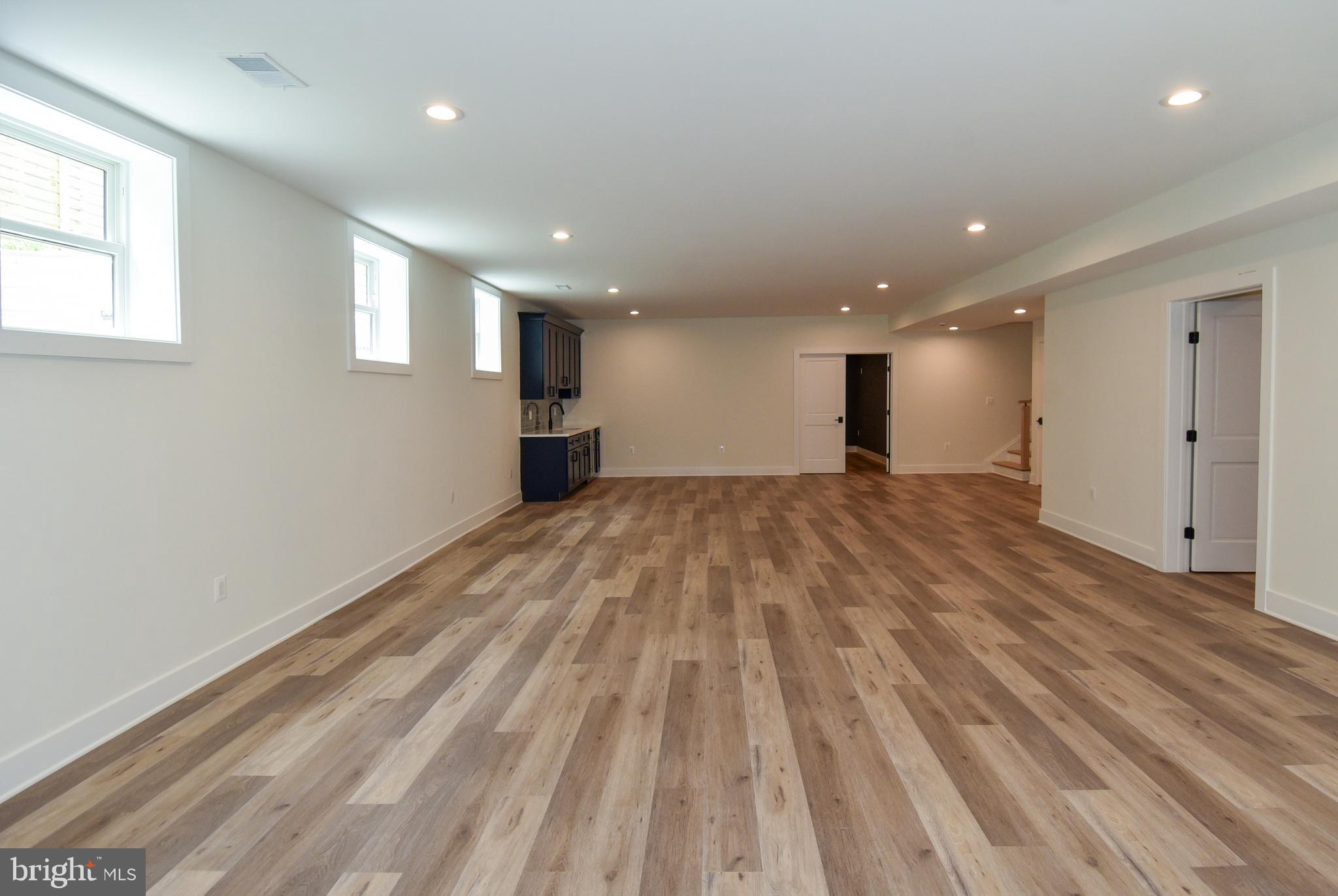 PIMMIT HILLS - Residential