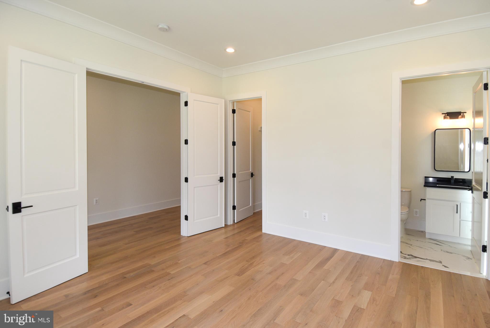 PIMMIT HILLS - Residential