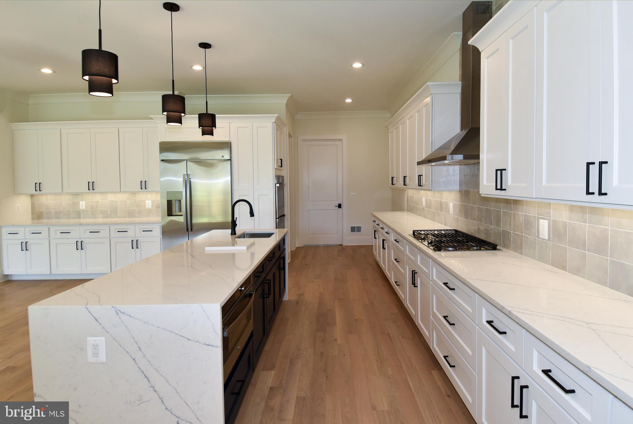 PIMMIT HILLS - Residential