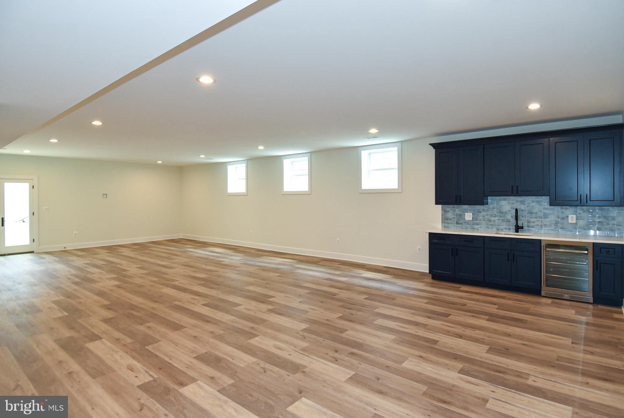 PIMMIT HILLS - Residential