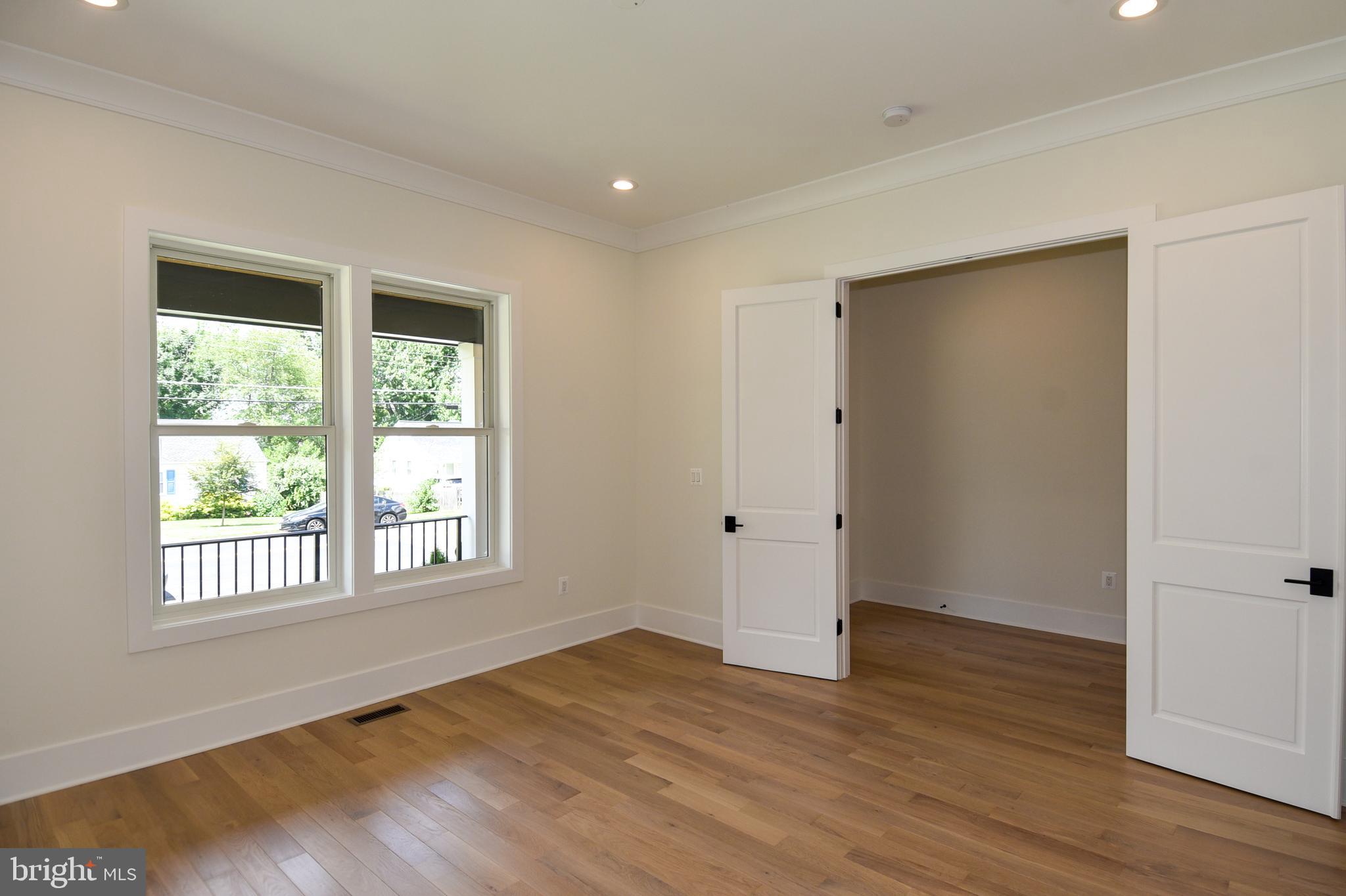 PIMMIT HILLS - Residential