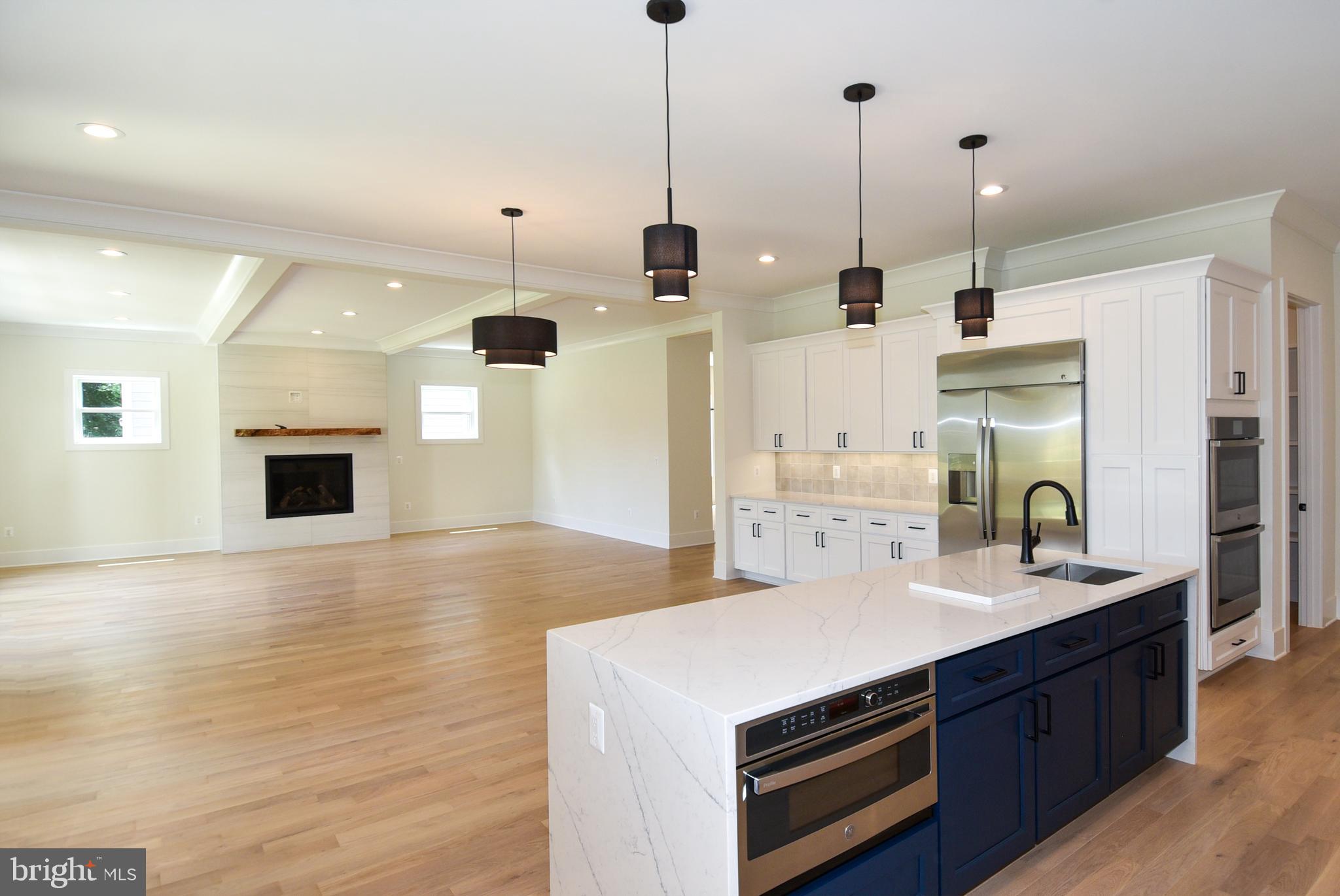 PIMMIT HILLS - Residential