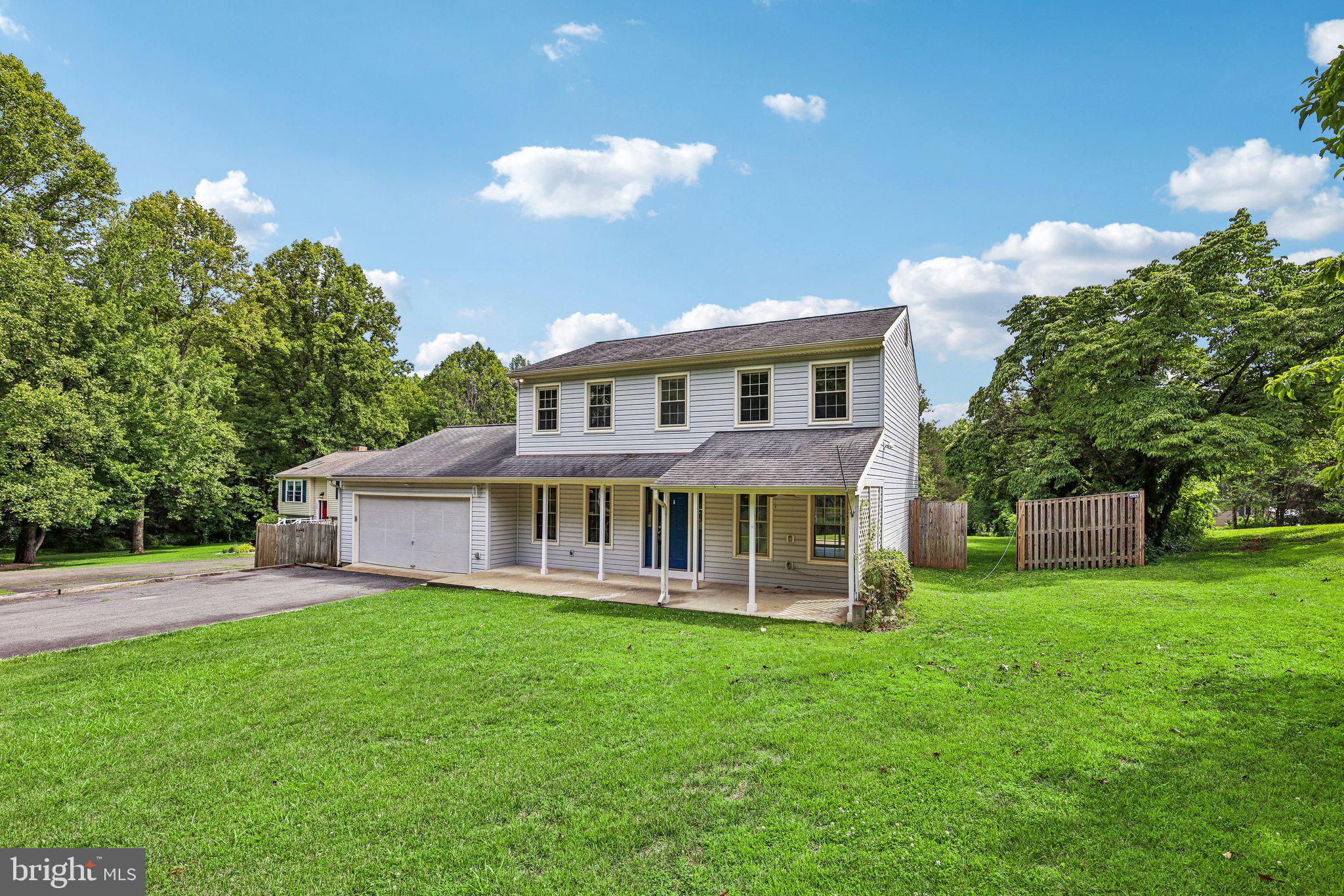WARRENTON VILLAGE - Residential