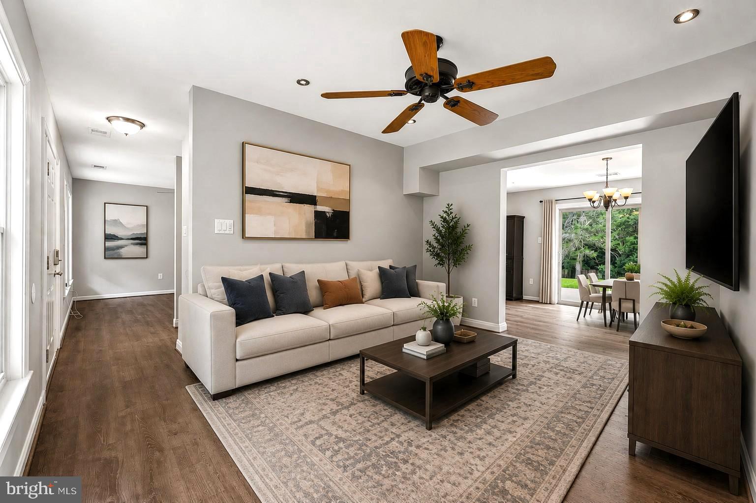 WARRENTON VILLAGE - Residential