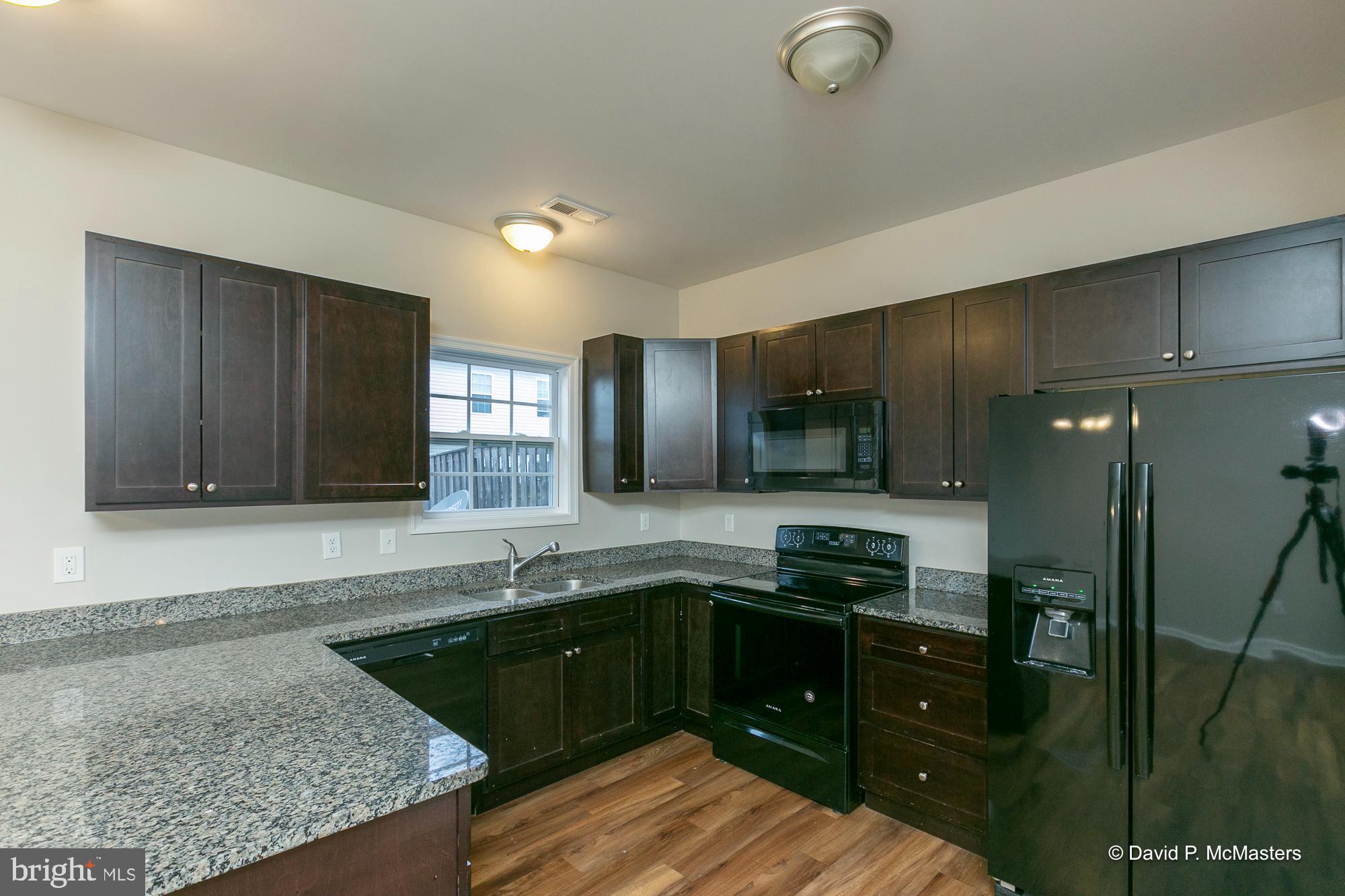THE TOWNES OF RIDGEWAY - Residential