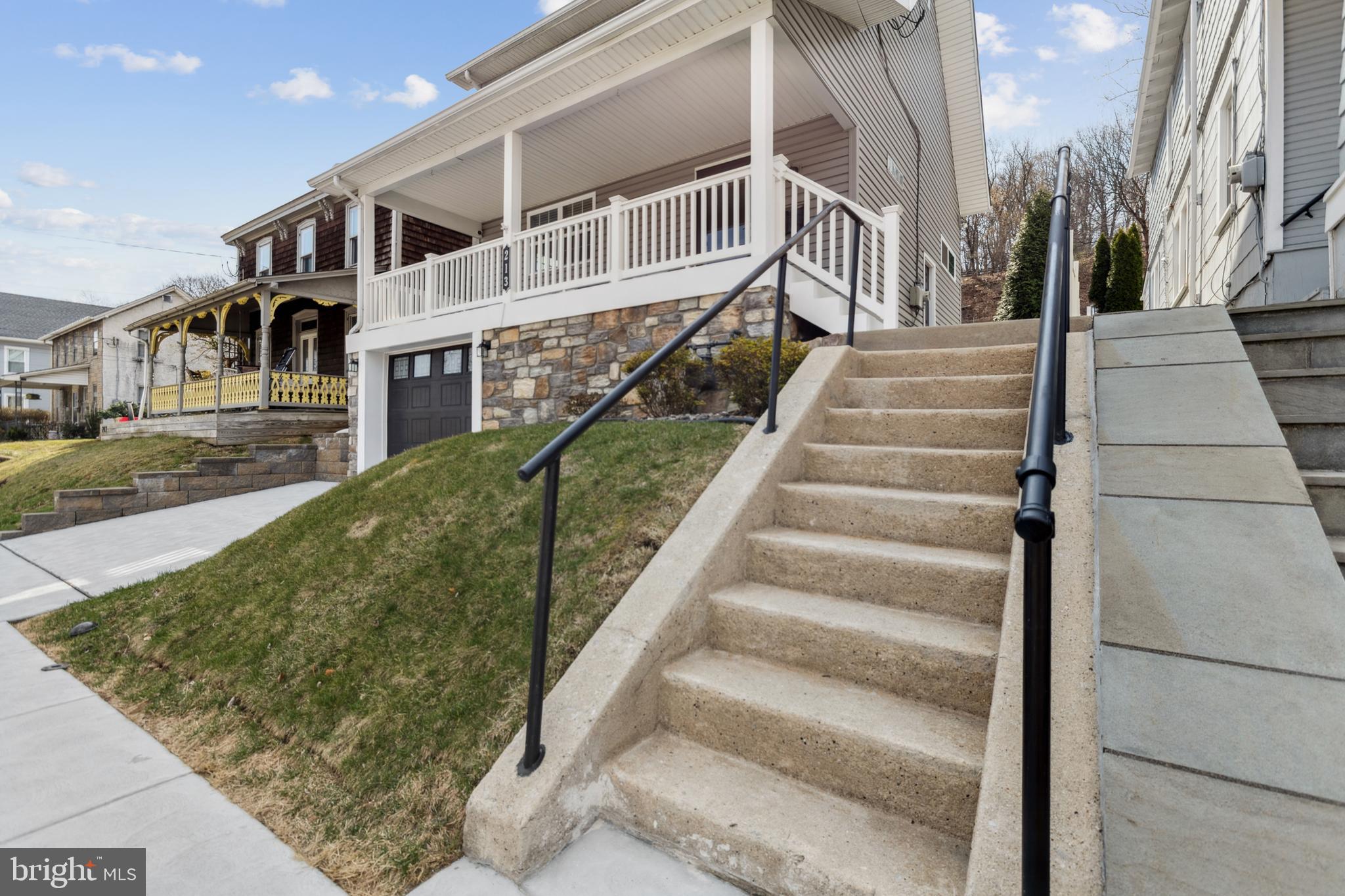 CONSHOHOCKEN - Residential