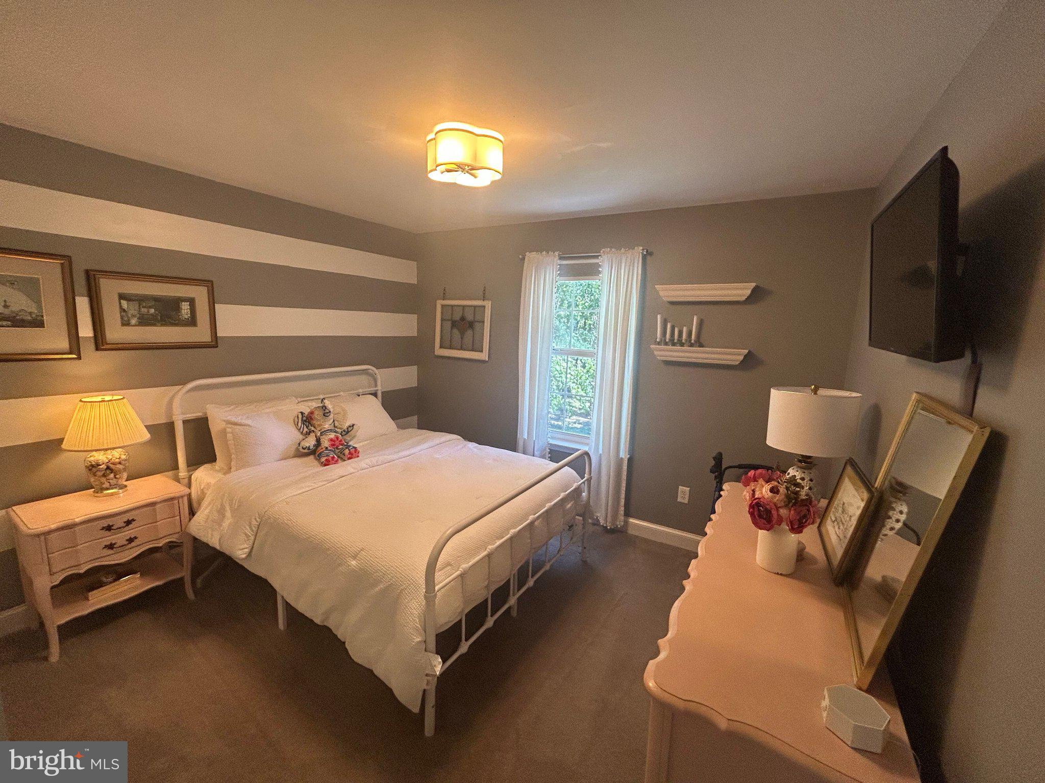 IDLEWILDE ACRES - Residential