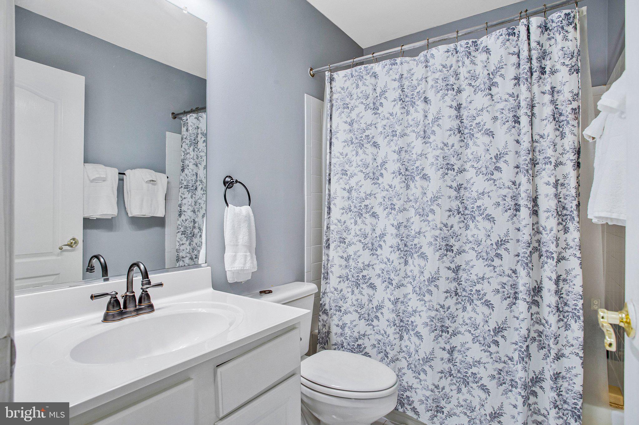 IDLEWILDE ACRES - Residential