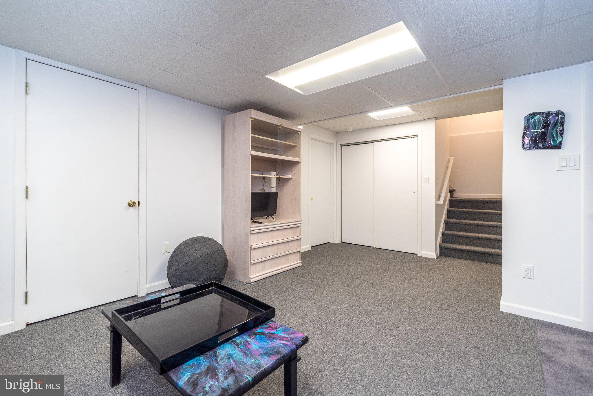 WISTER MEWS - Residential