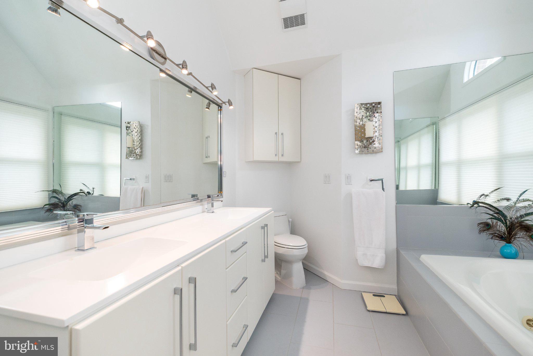 WISTER MEWS - Residential
