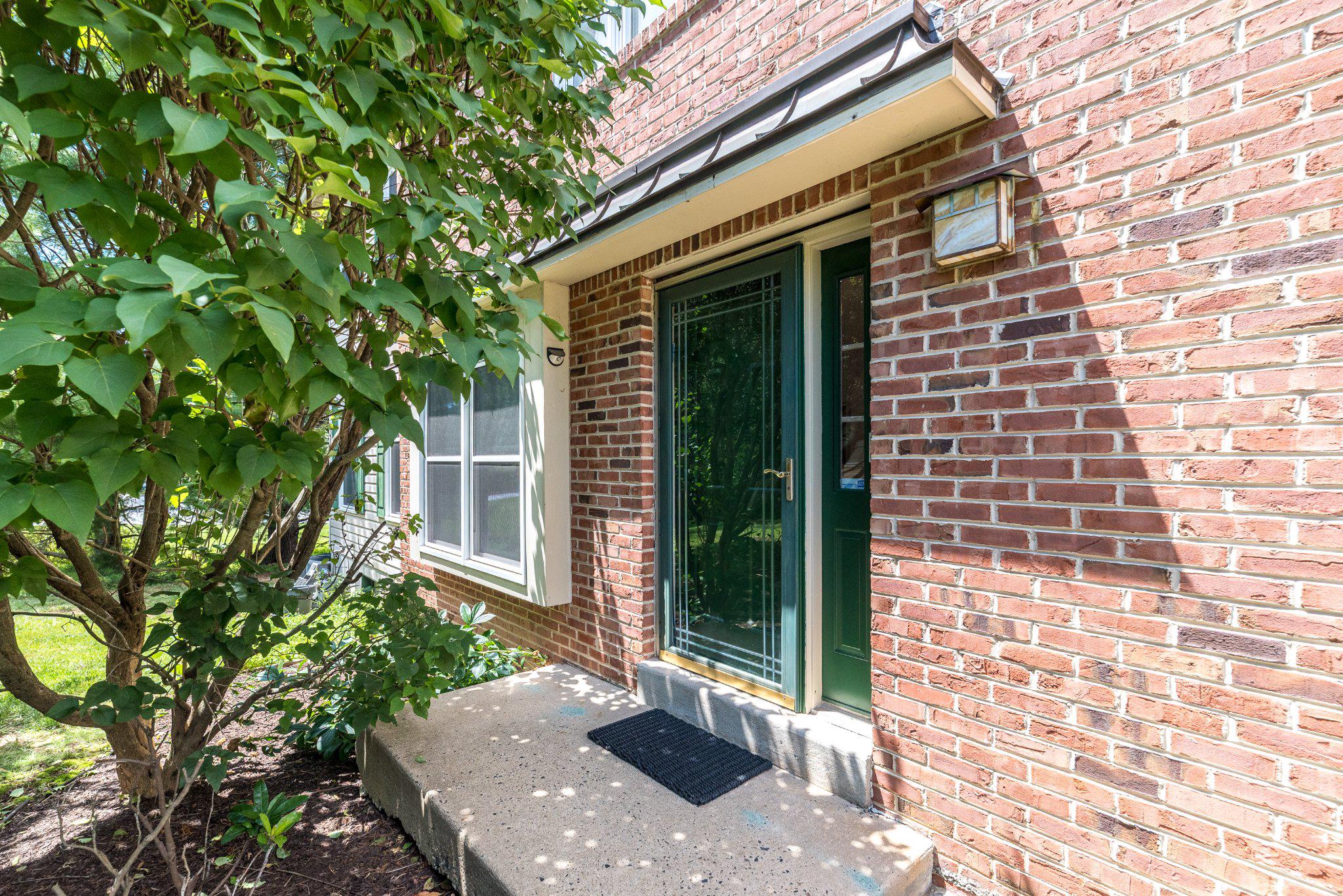 WISTER MEWS - Residential