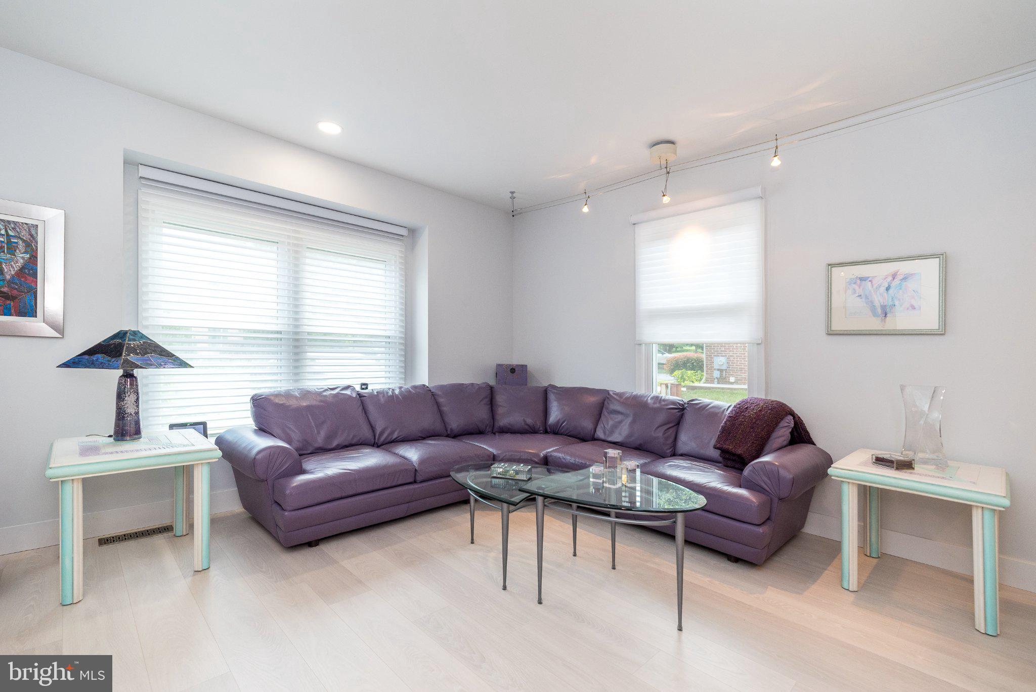 WISTER MEWS - Residential