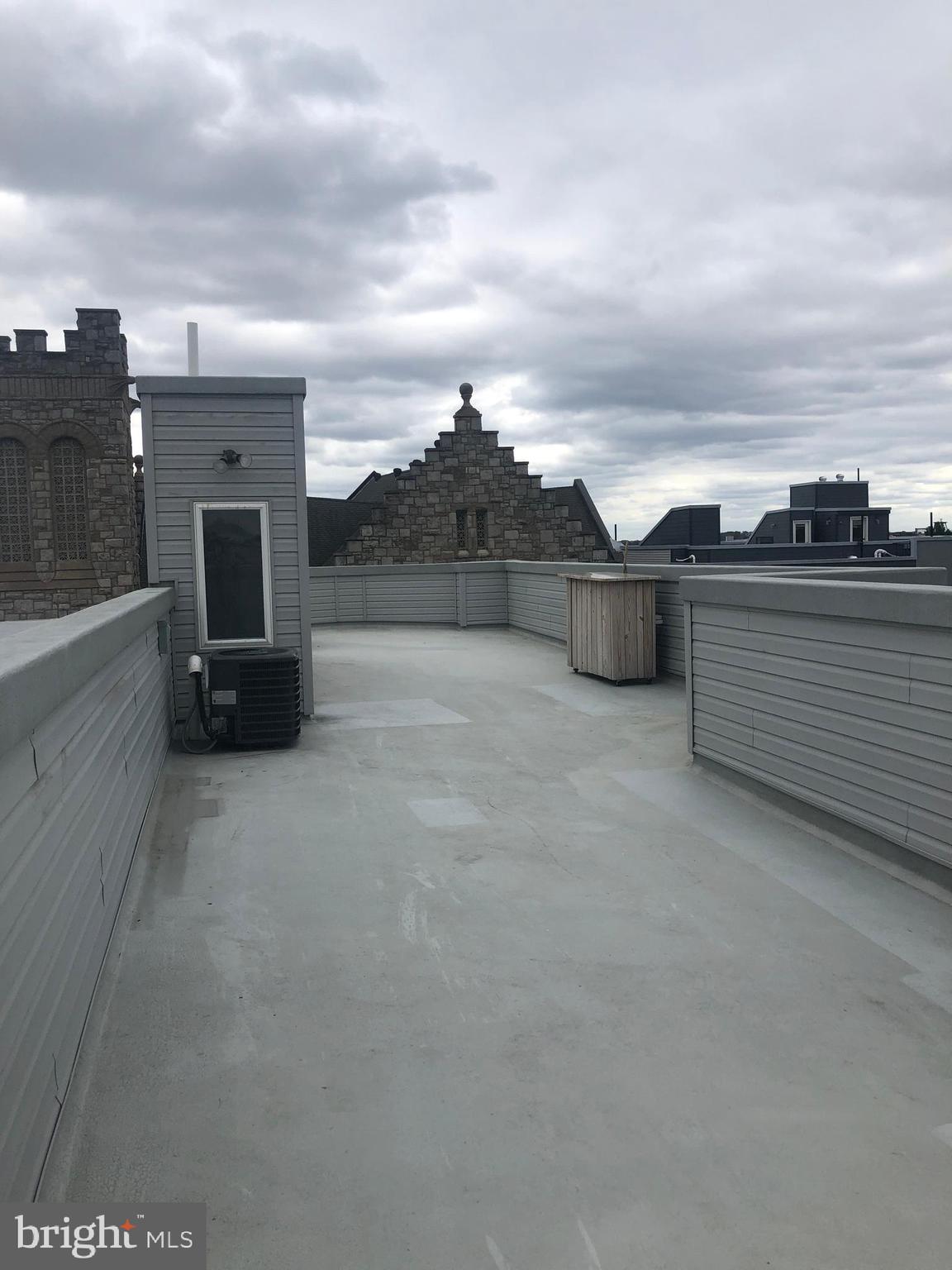 FISHTOWN - Residential Lease