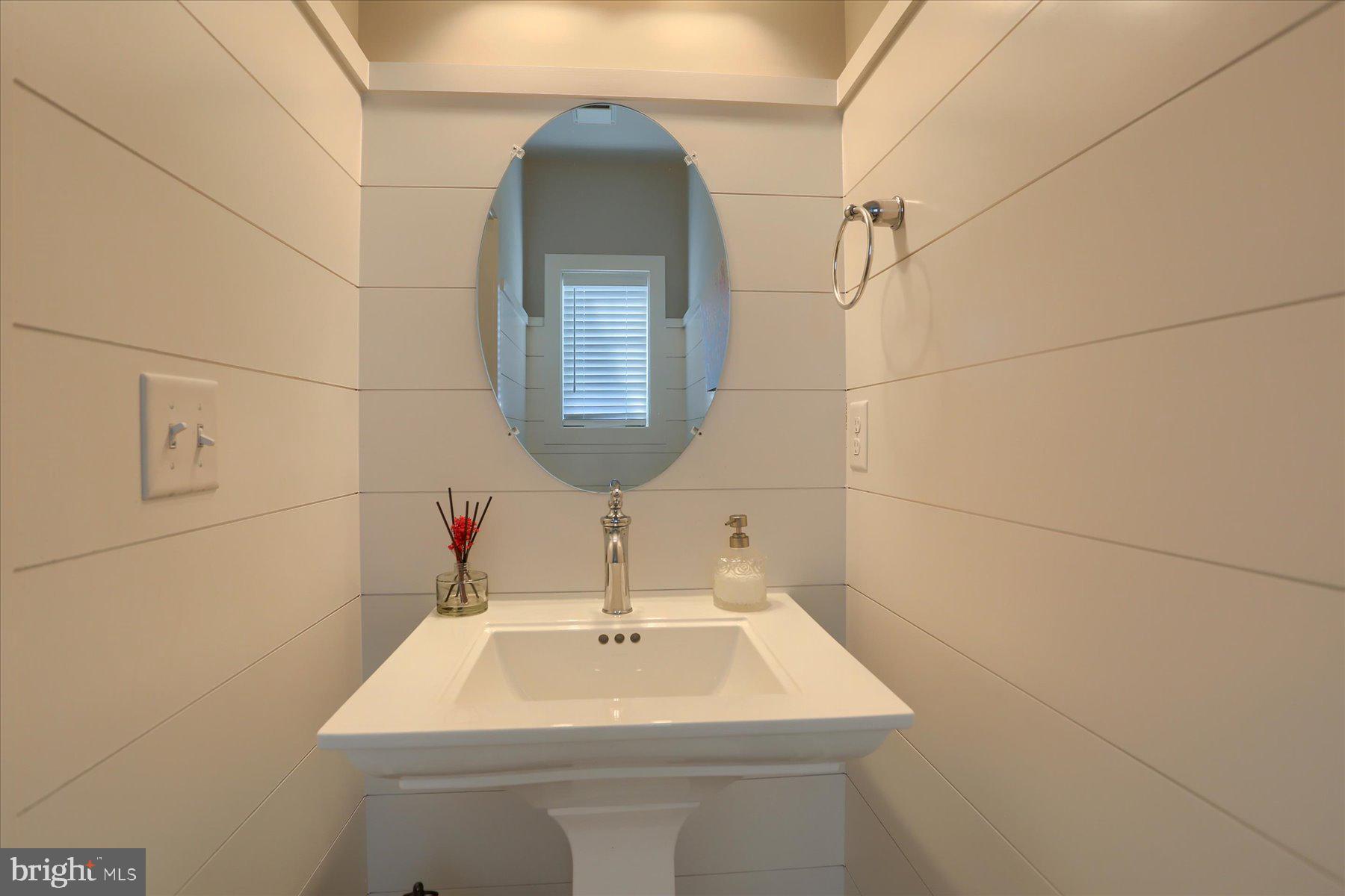 ORCHARD GLEN - Residential