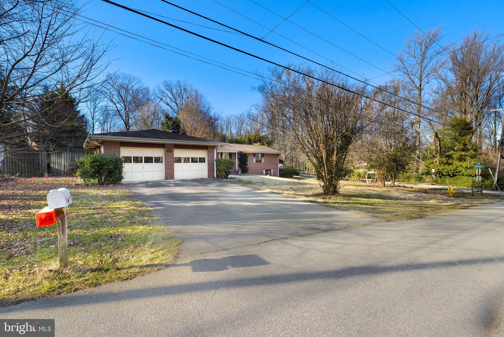 ARUNDEL VIEW - Residential