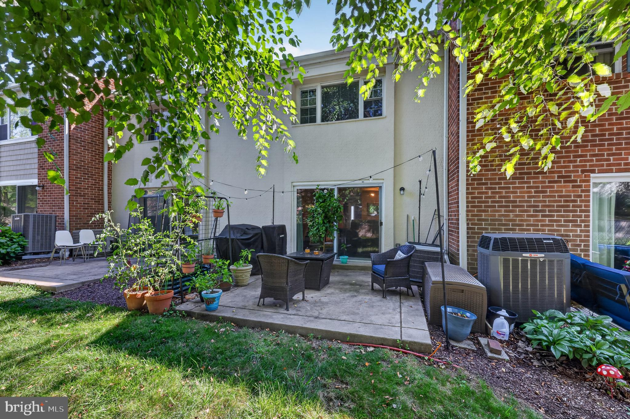 SAYBROOK VIL - Residential