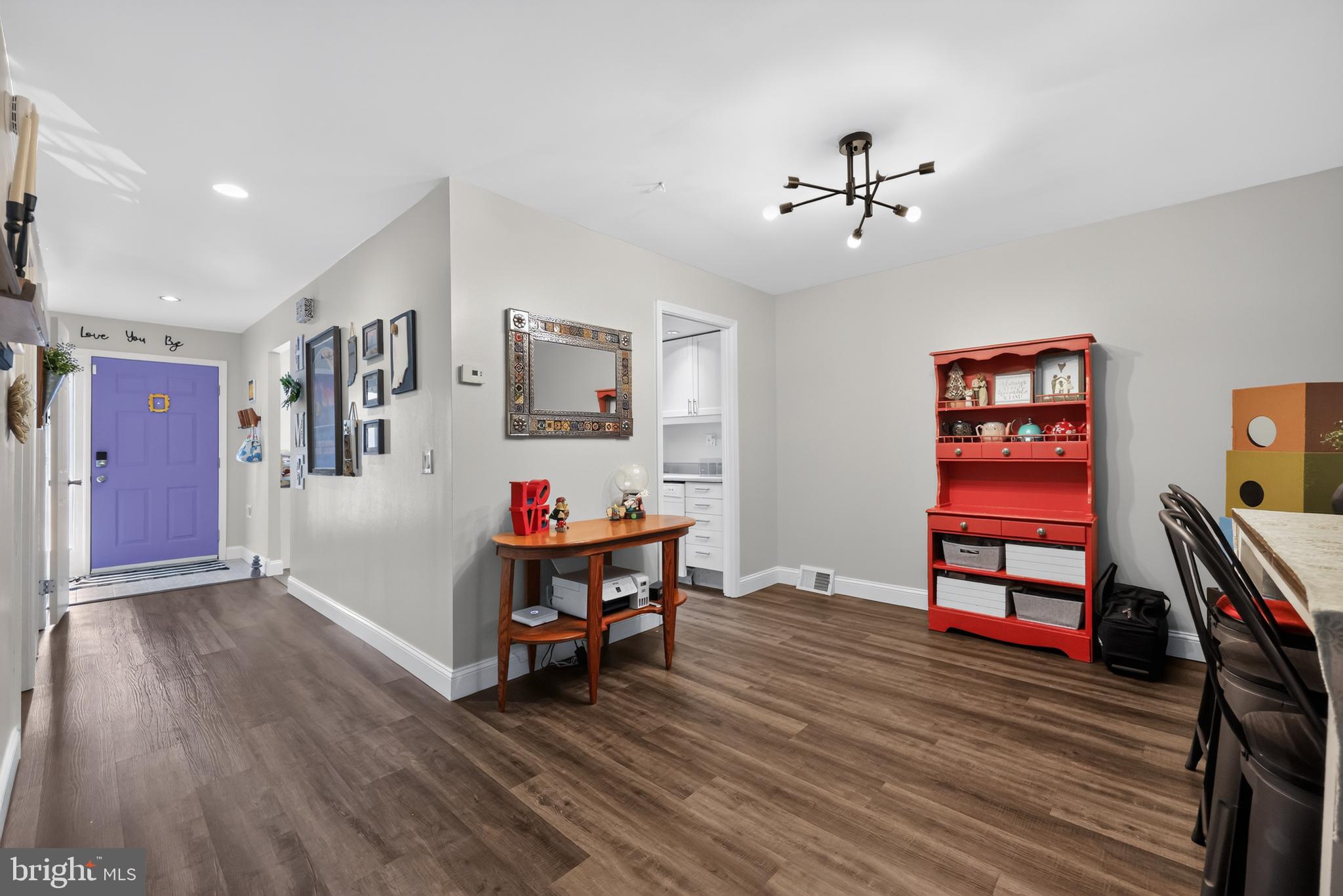 SAYBROOK VIL - Residential