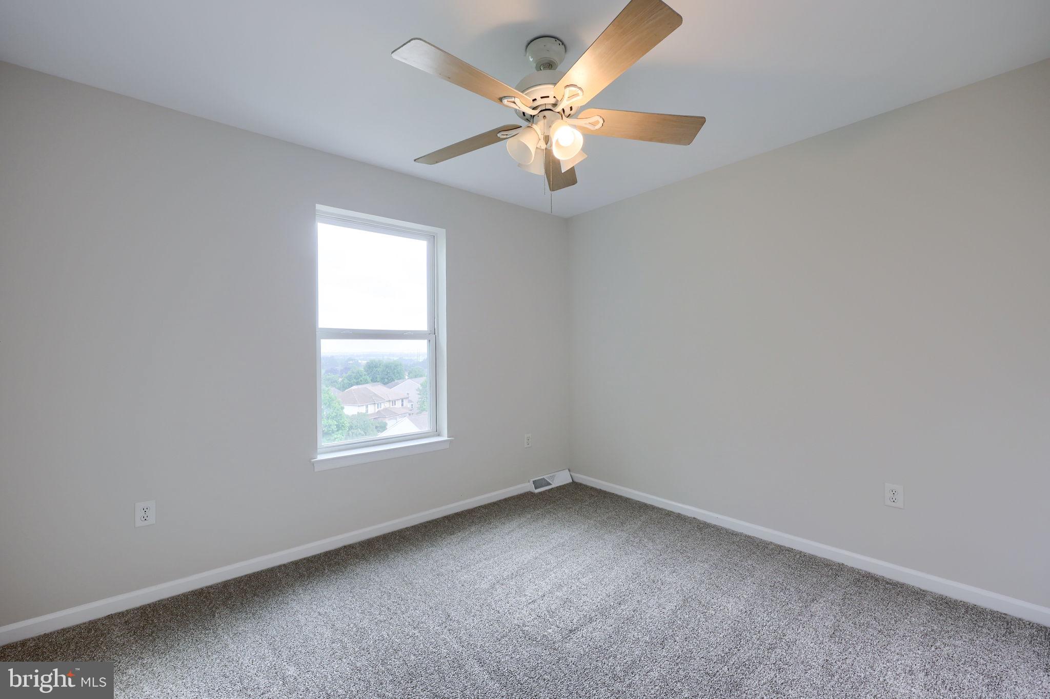 EAGLE VIEW ESTATES - Residential