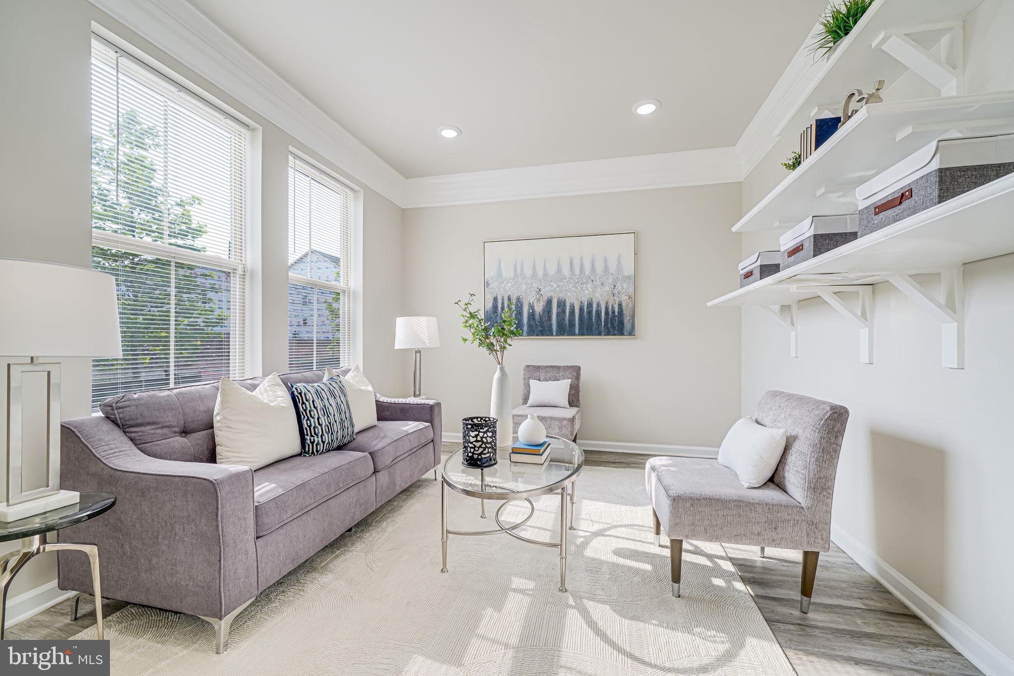 JEFFERSON SQUARE - Residential