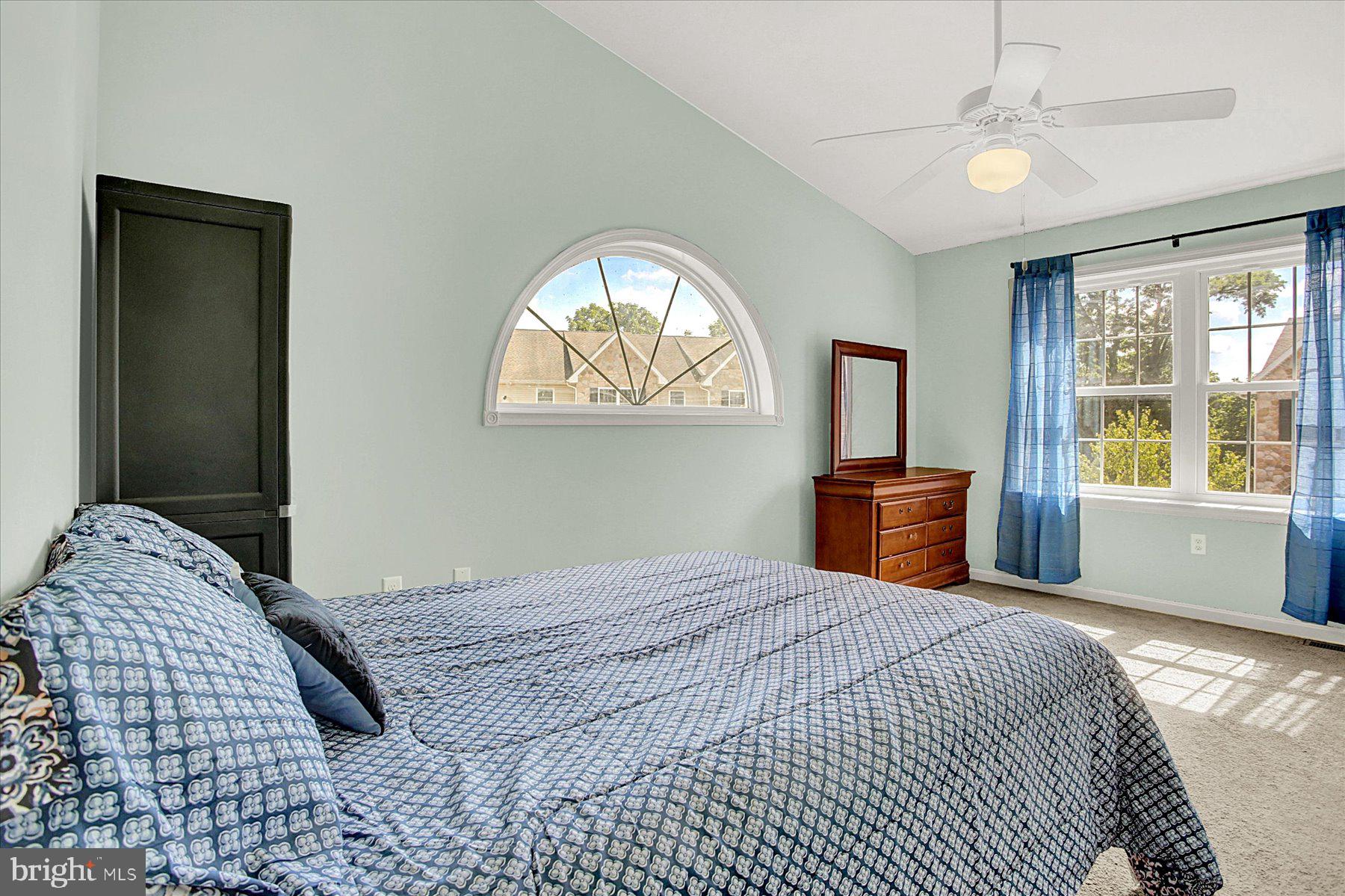 MELBOURNE PLACE - Residential