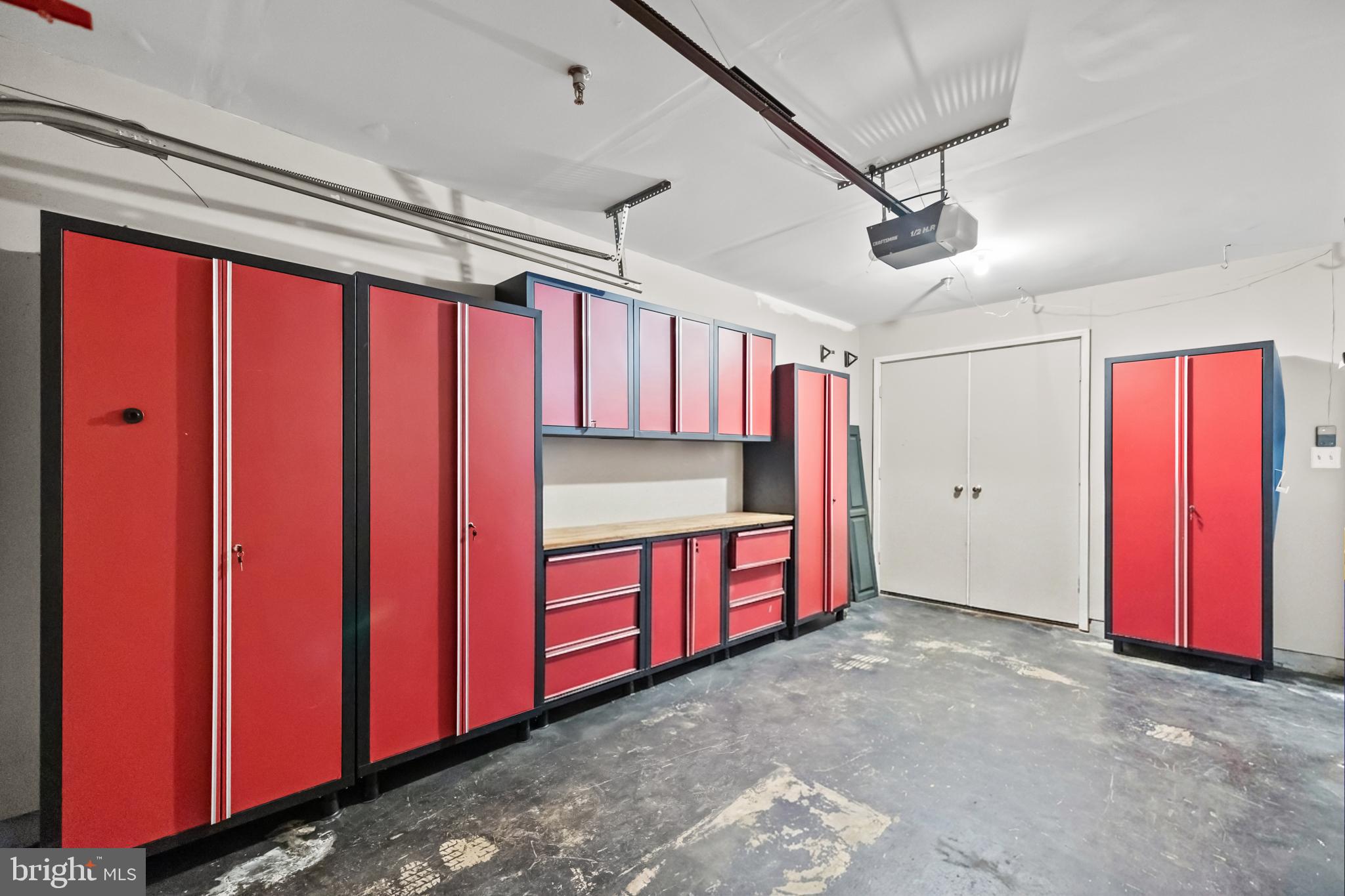 CAMERON STATION - Residential