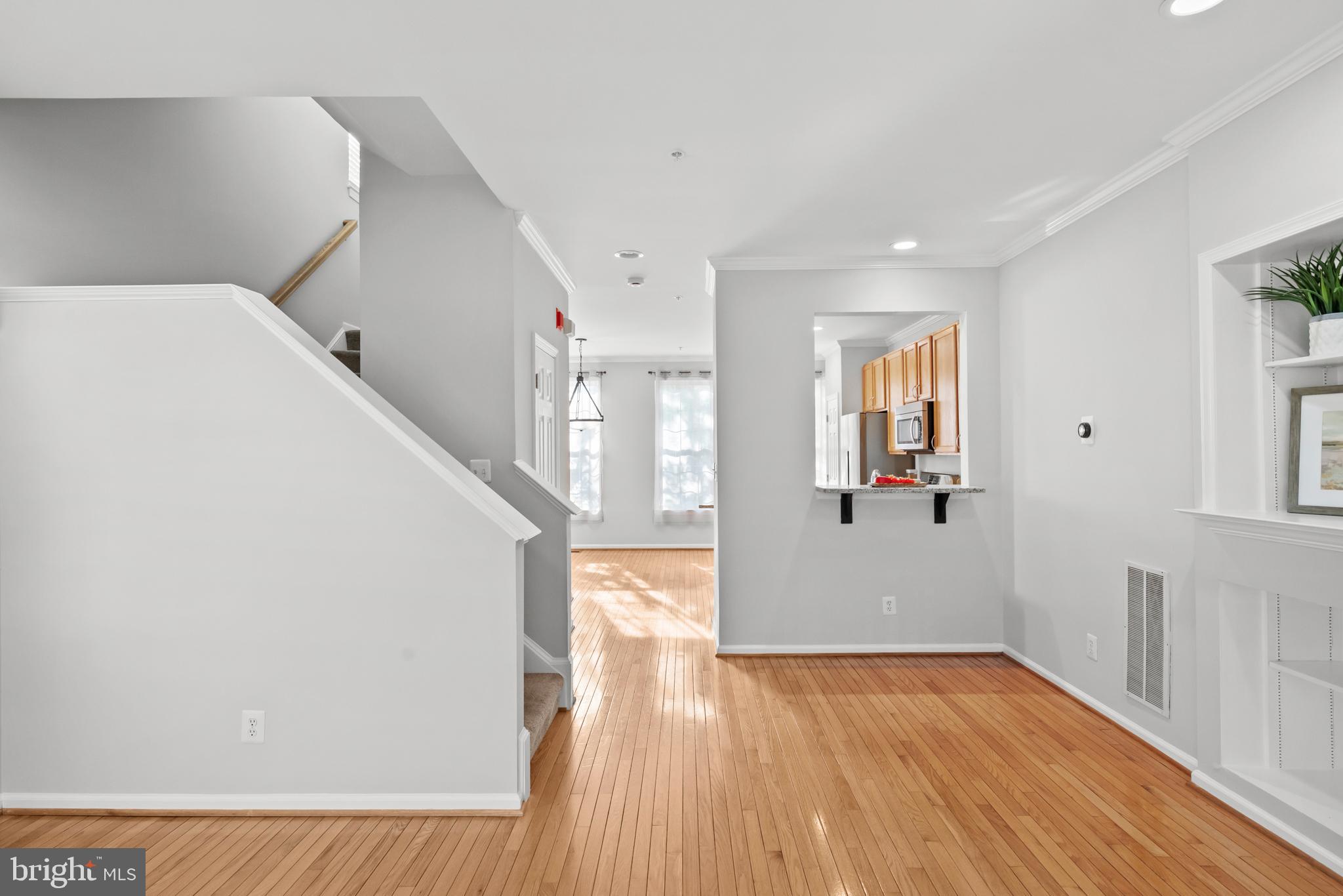 CAMERON STATION - Residential