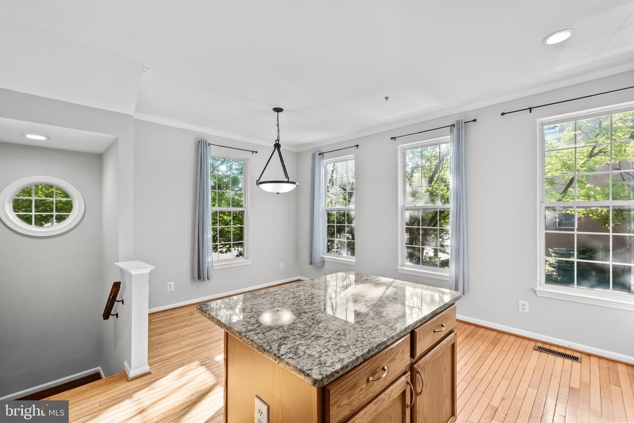 CAMERON STATION - Residential