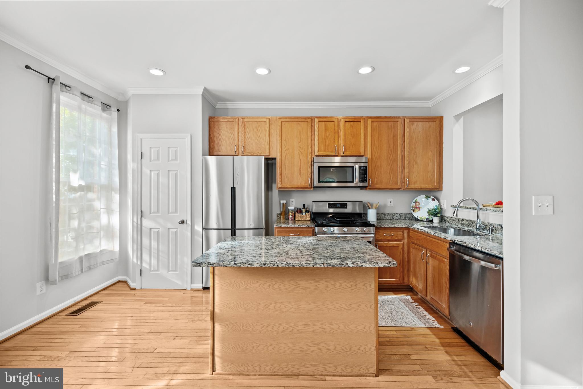 CAMERON STATION - Residential