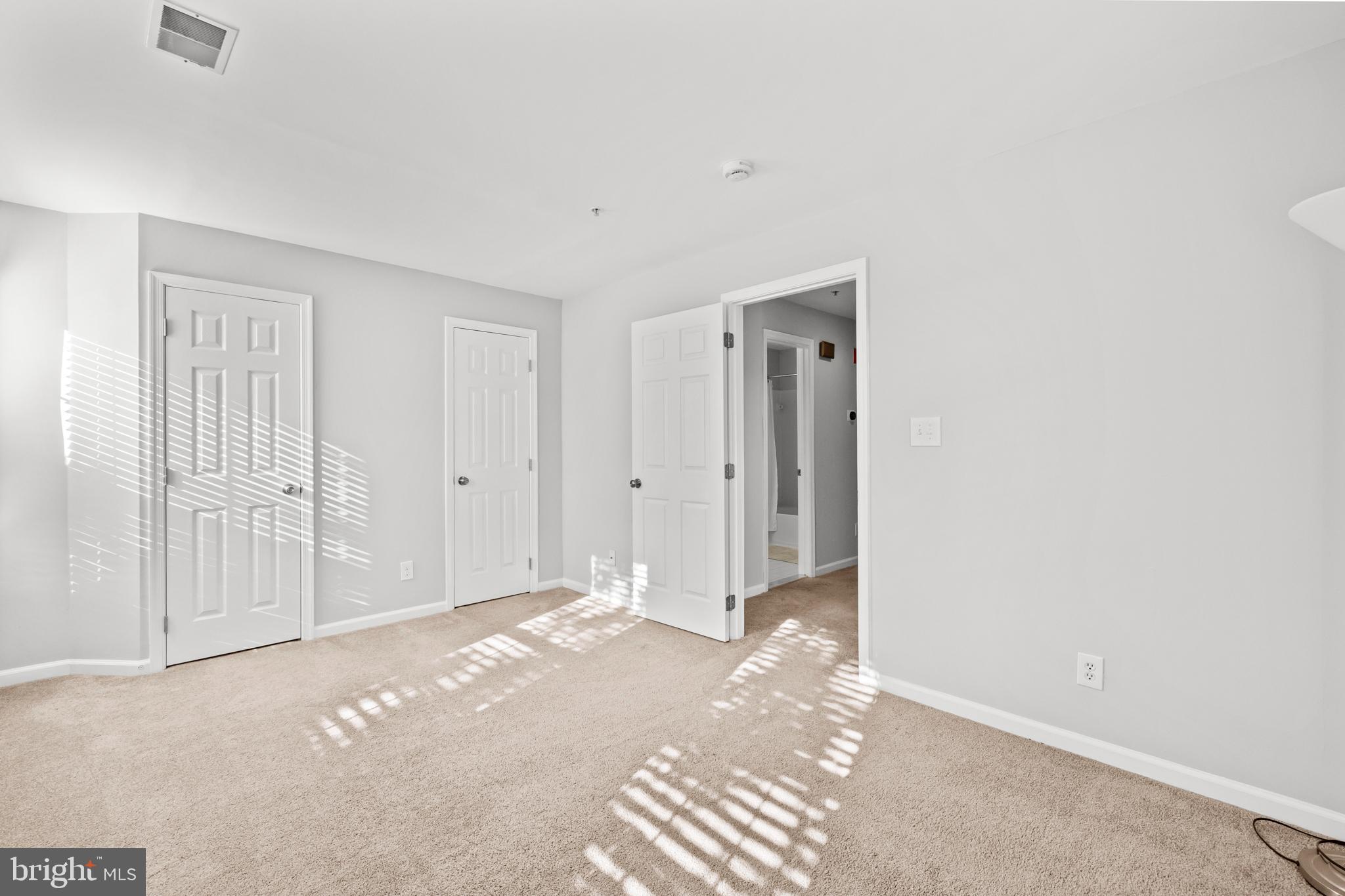 CAMERON STATION - Residential