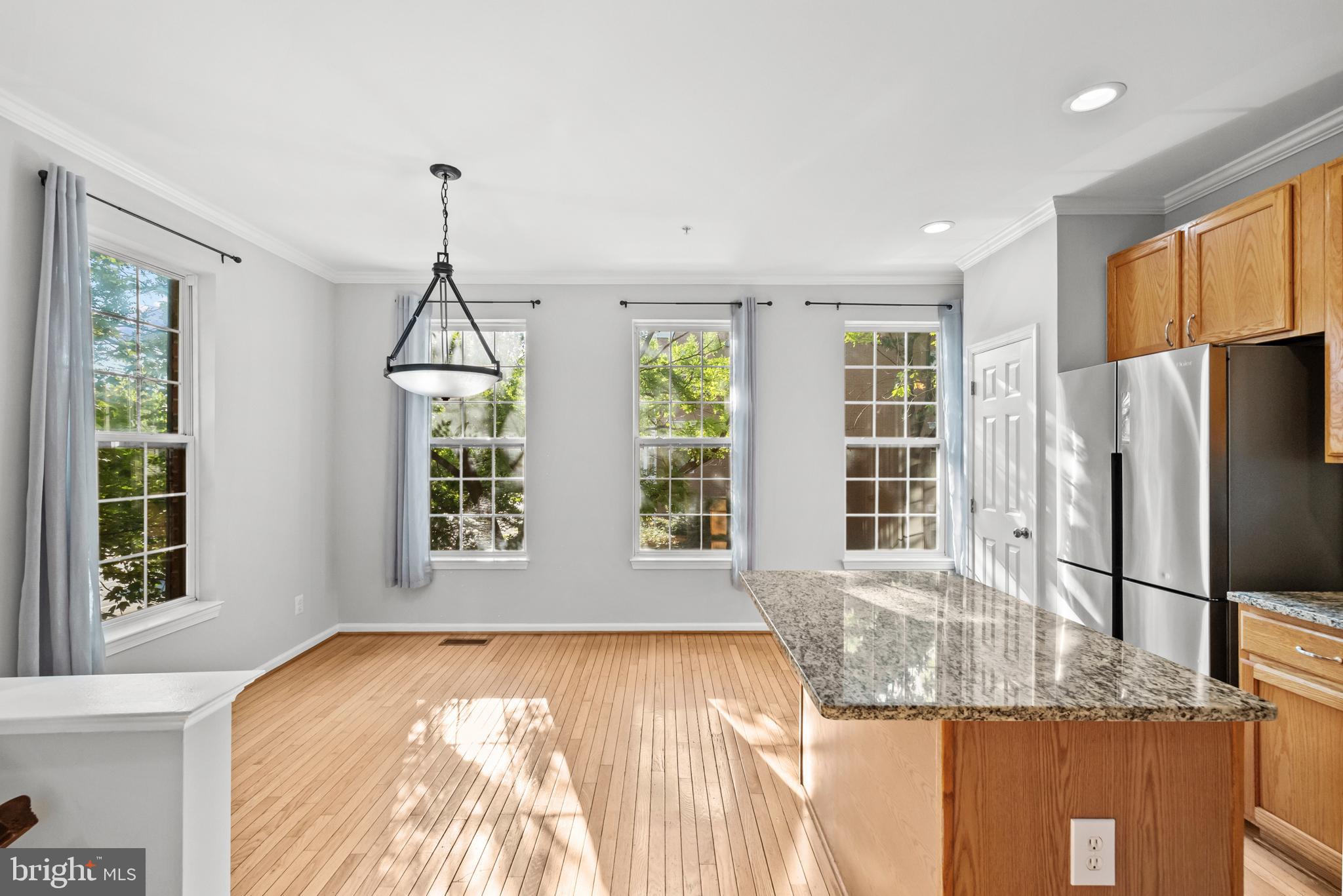 CAMERON STATION - Residential