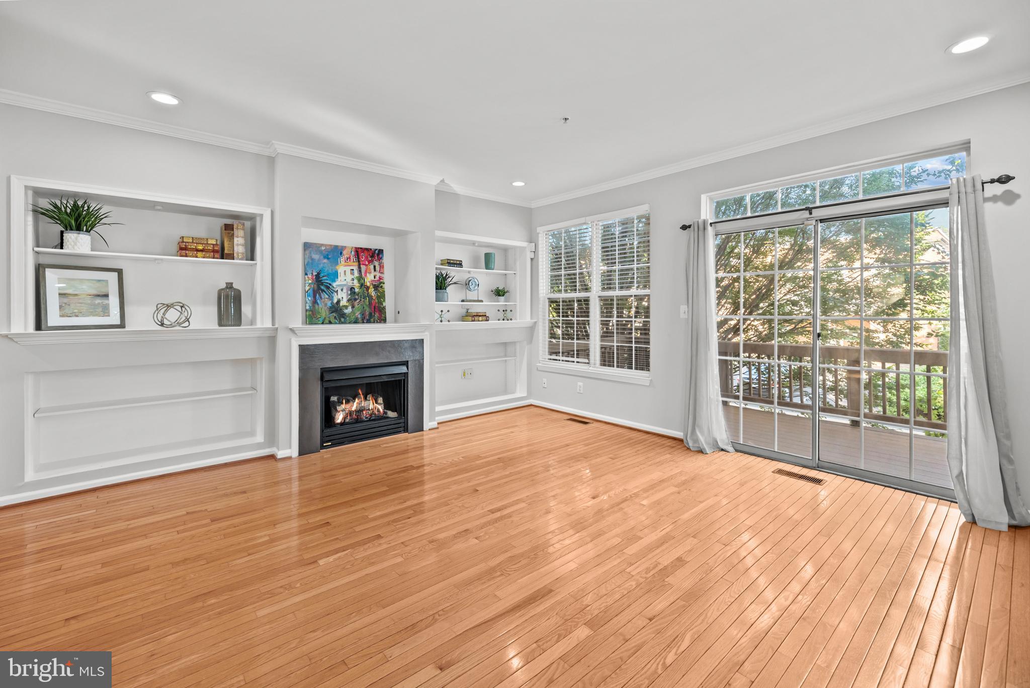 CAMERON STATION - Residential