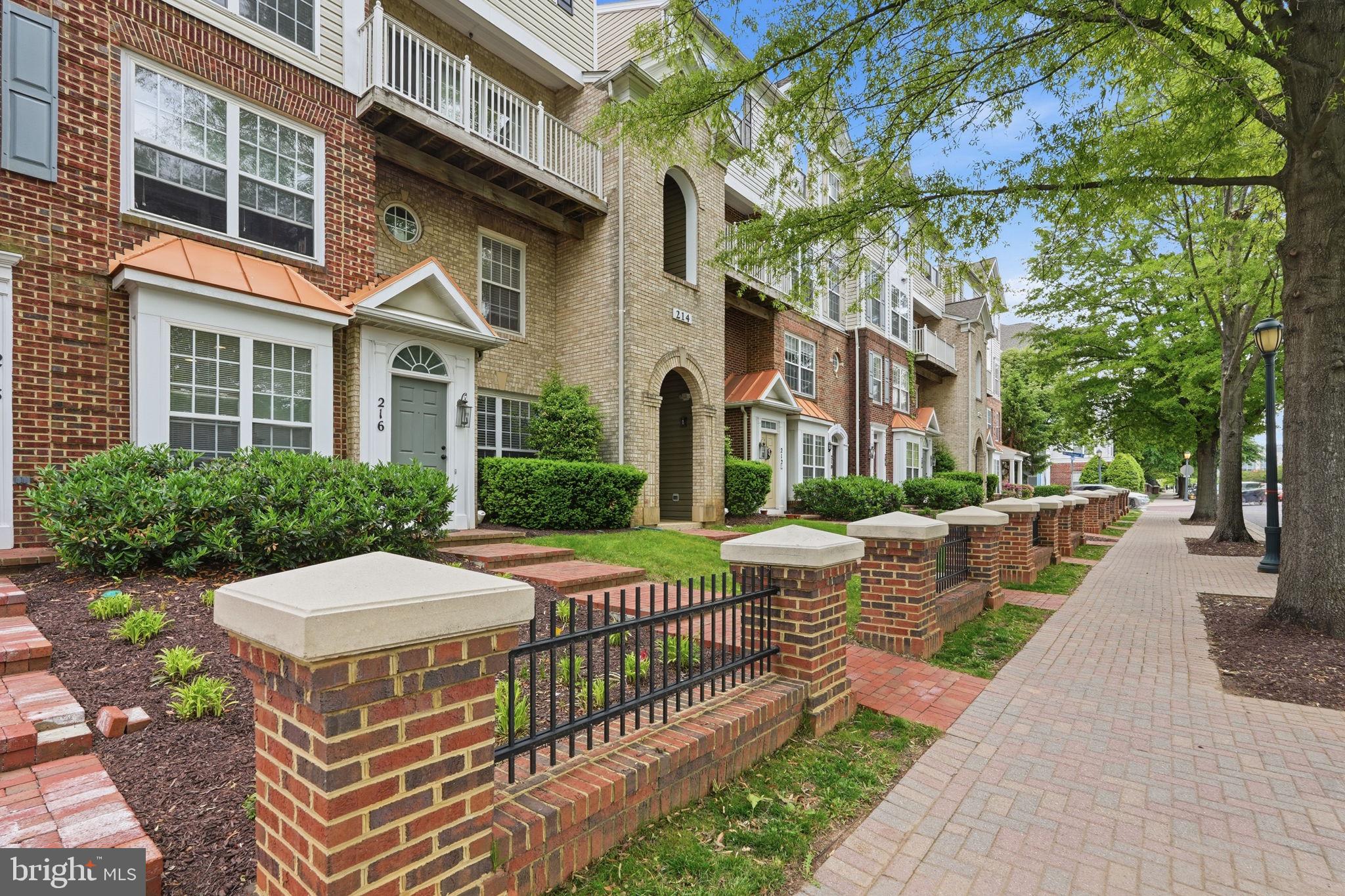 FALLSGROVE - Residential