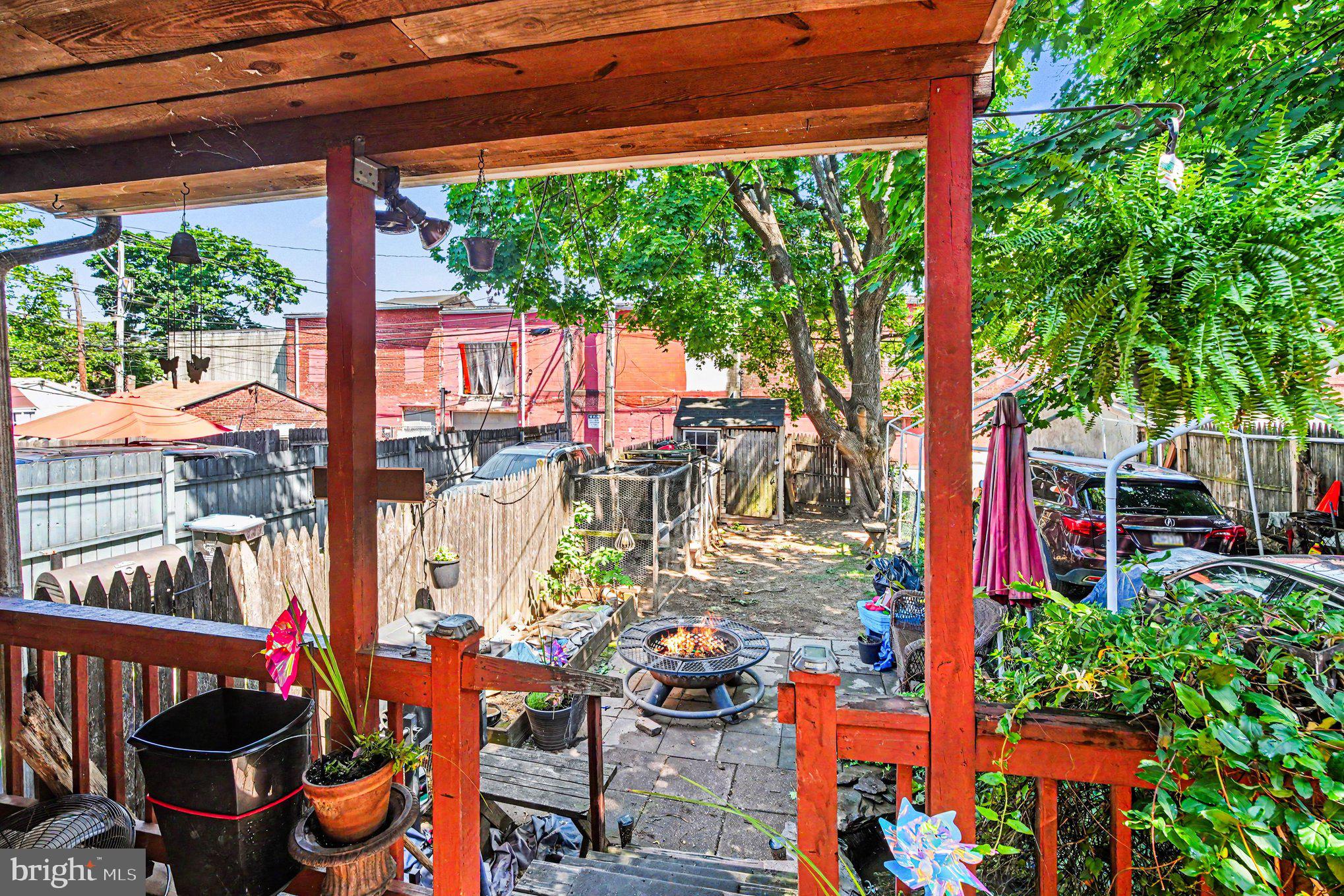 NORRISTOWN - Residential