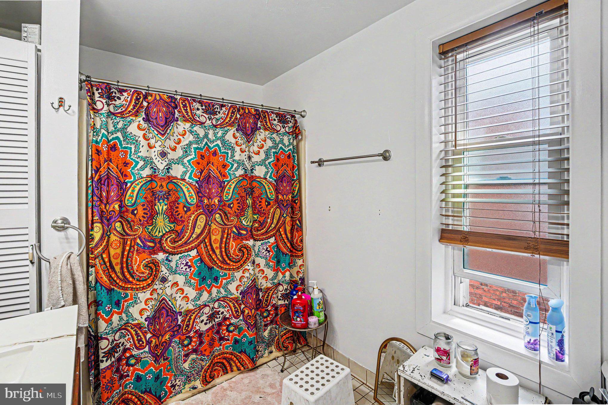 NORRISTOWN - Residential