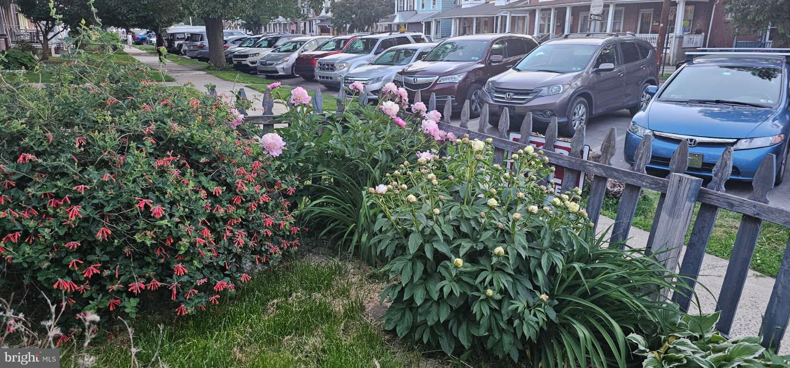NORRISTOWN - Residential