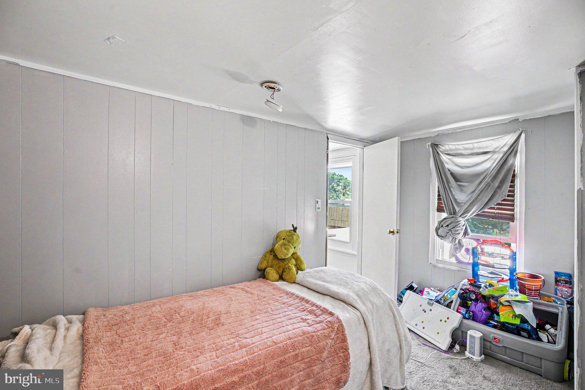 NORRISTOWN - Residential