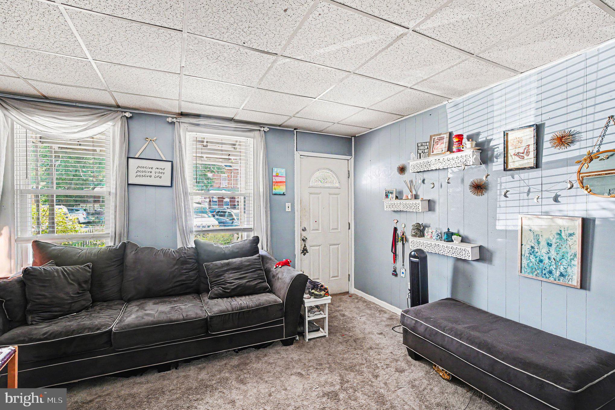 NORRISTOWN - Residential