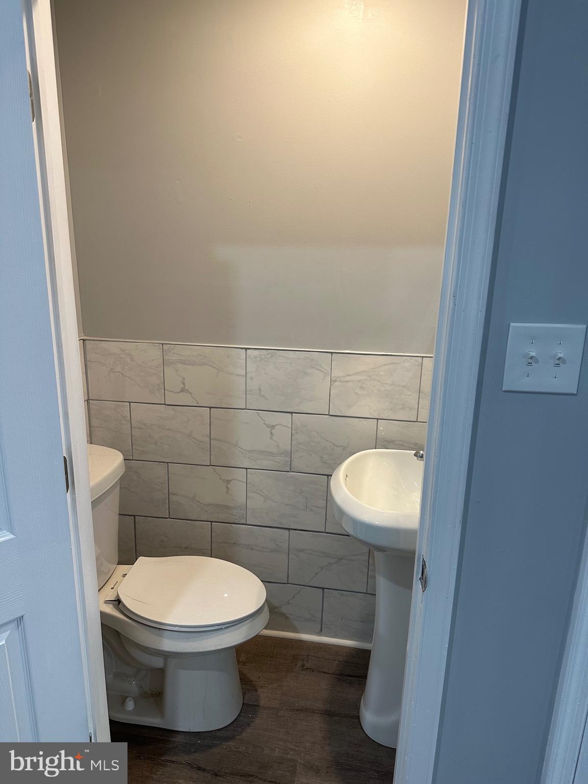 PHILADELPHIA (SOUTH) - Residential Lease