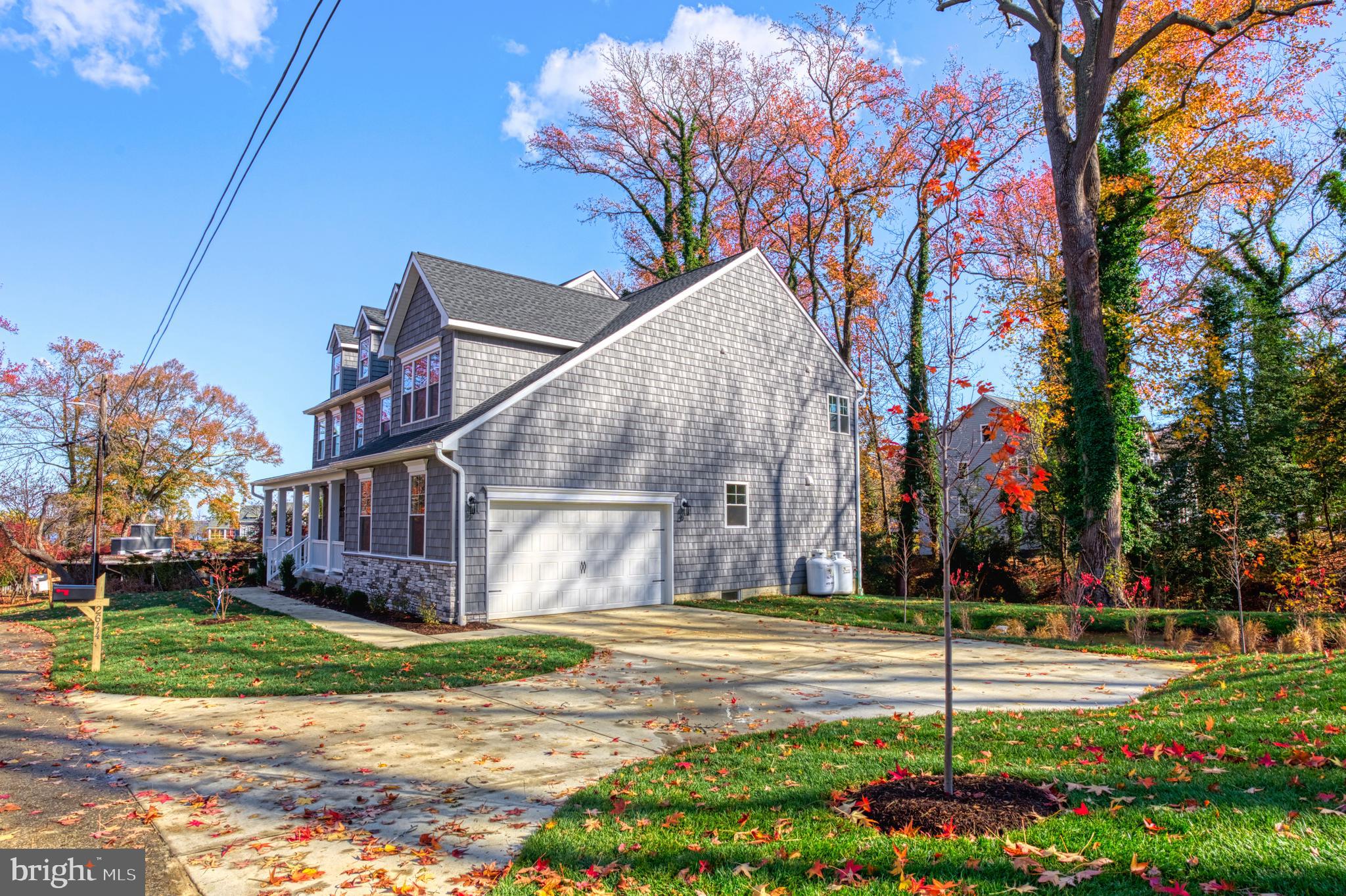 ANNAPOLIS ROADS - Residential