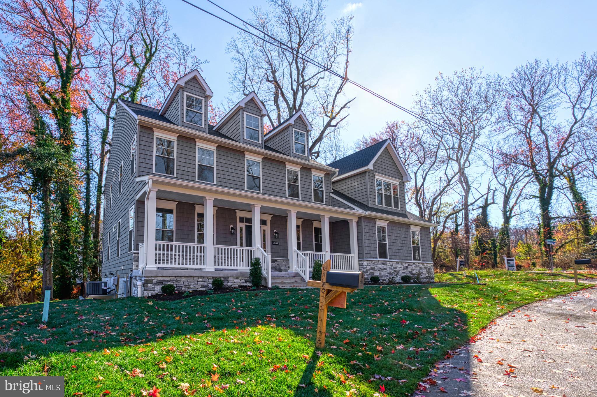 ANNAPOLIS ROADS - Residential
