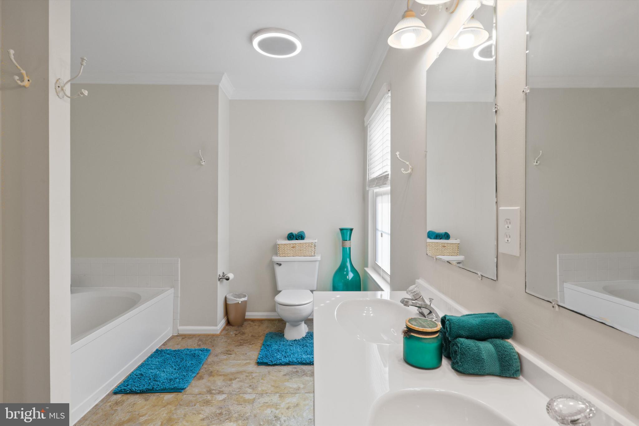 SPRINGFIELD OAKS - Residential