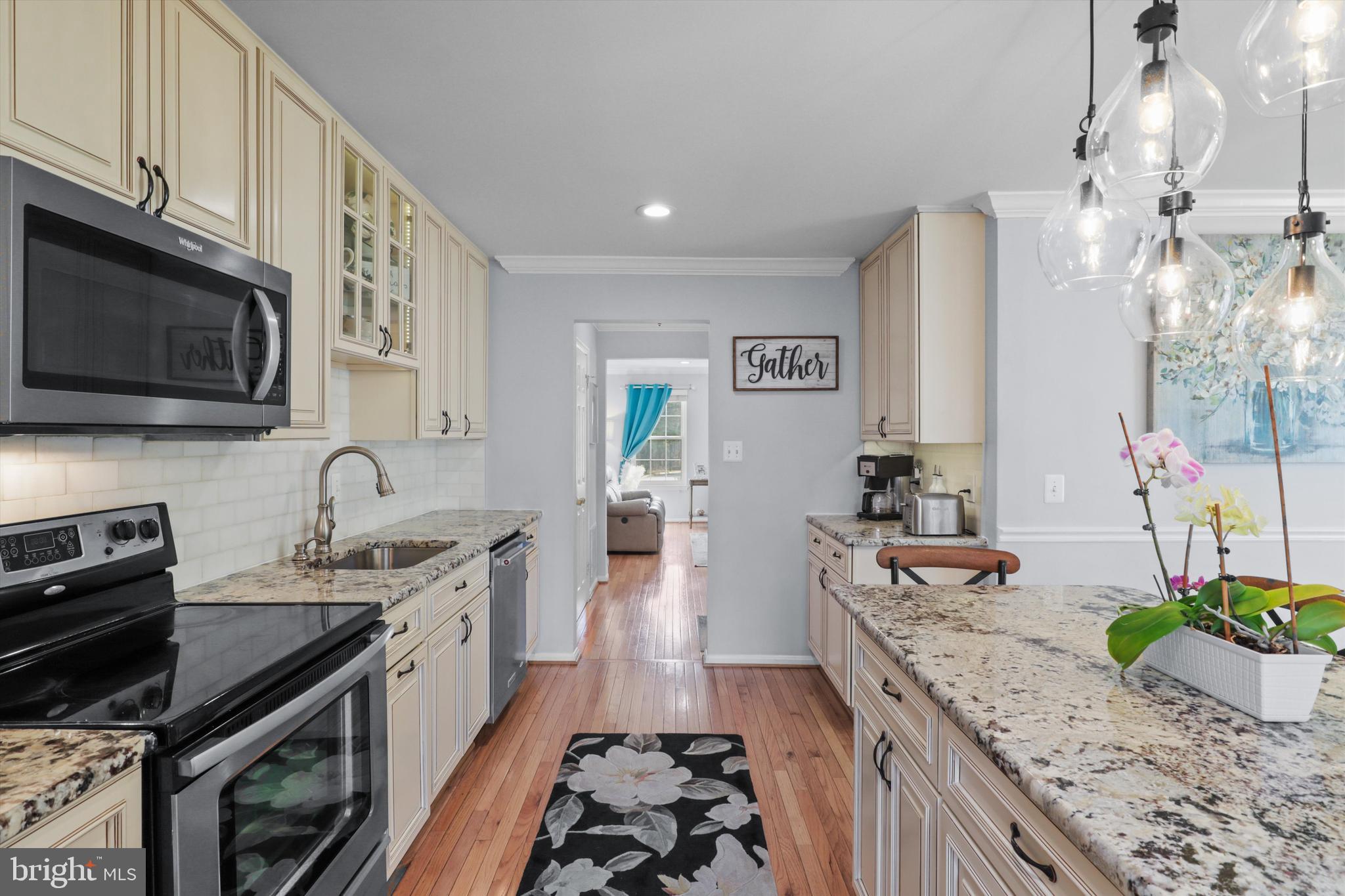 SPRINGFIELD OAKS - Residential