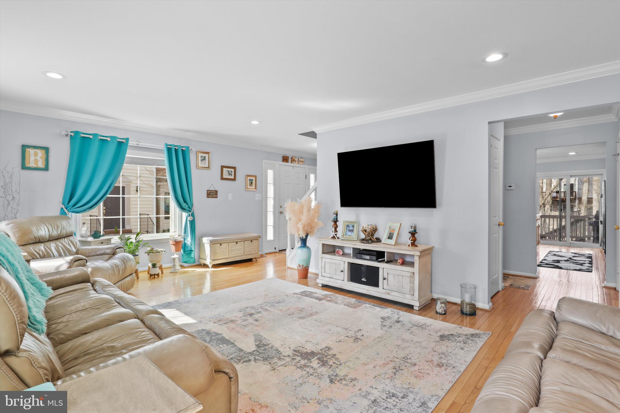 SPRINGFIELD OAKS - Residential