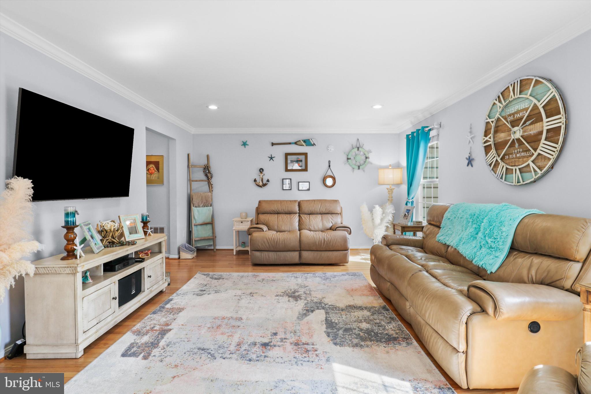 SPRINGFIELD OAKS - Residential