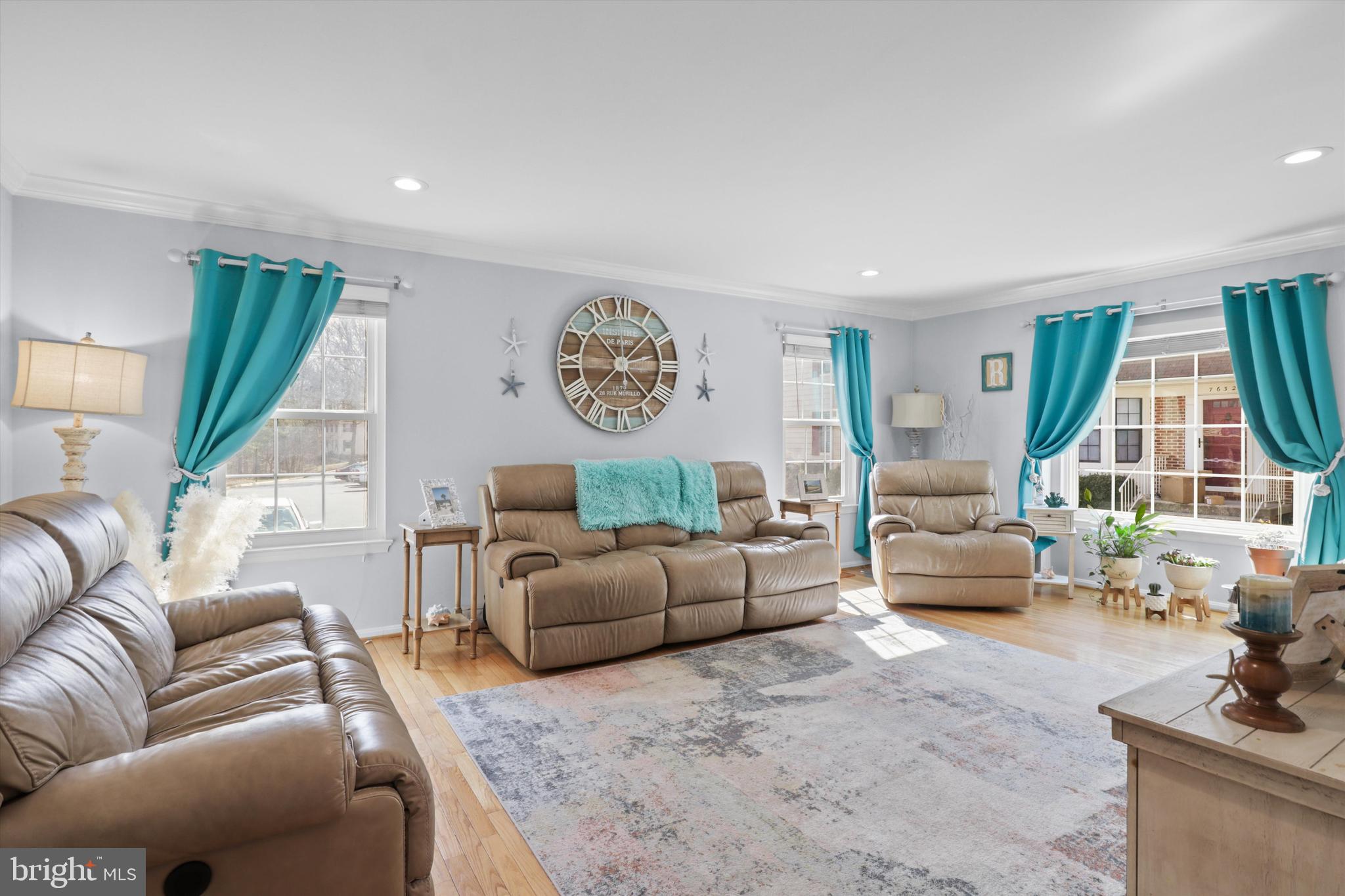 SPRINGFIELD OAKS - Residential
