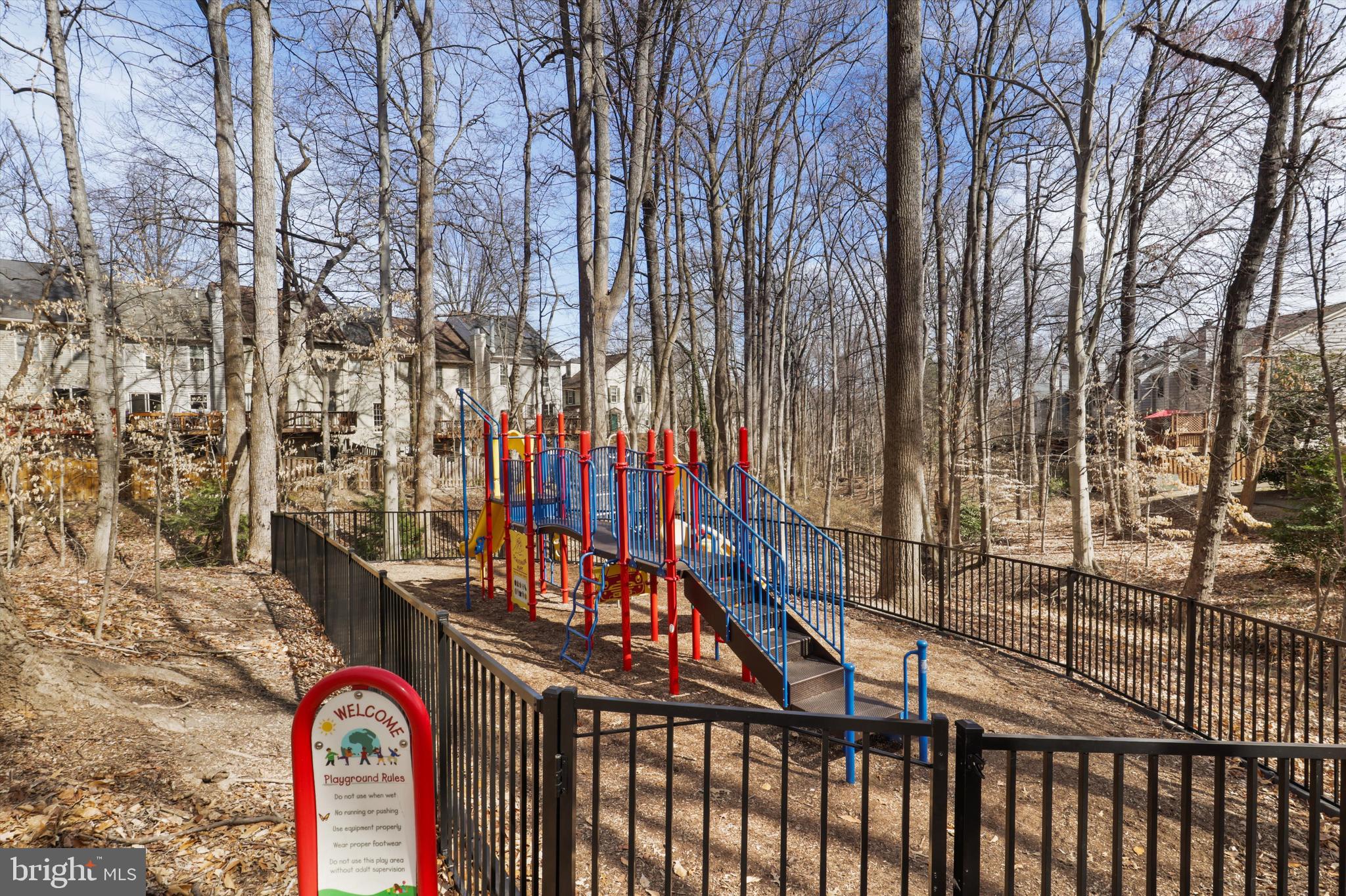 SPRINGFIELD OAKS - Residential
