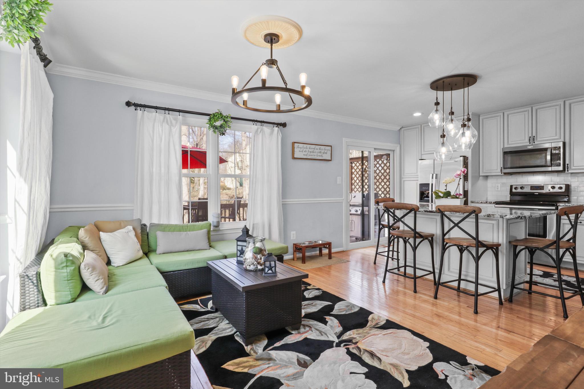 SPRINGFIELD OAKS - Residential