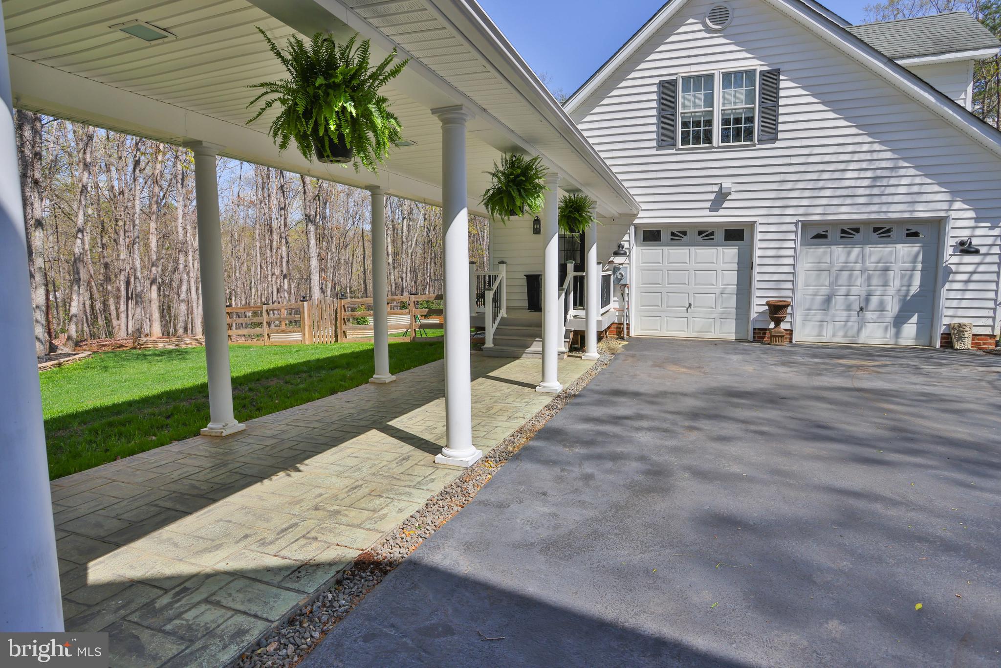 ESTATES OF CHANCELLORSVILLE - Residential